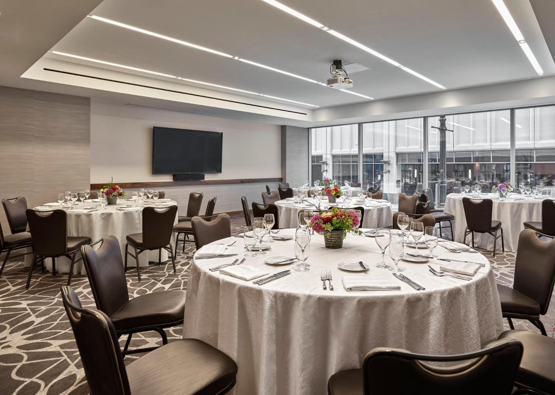 Loews Chicago Hotel gallery photo in Chicago, IL — image 91