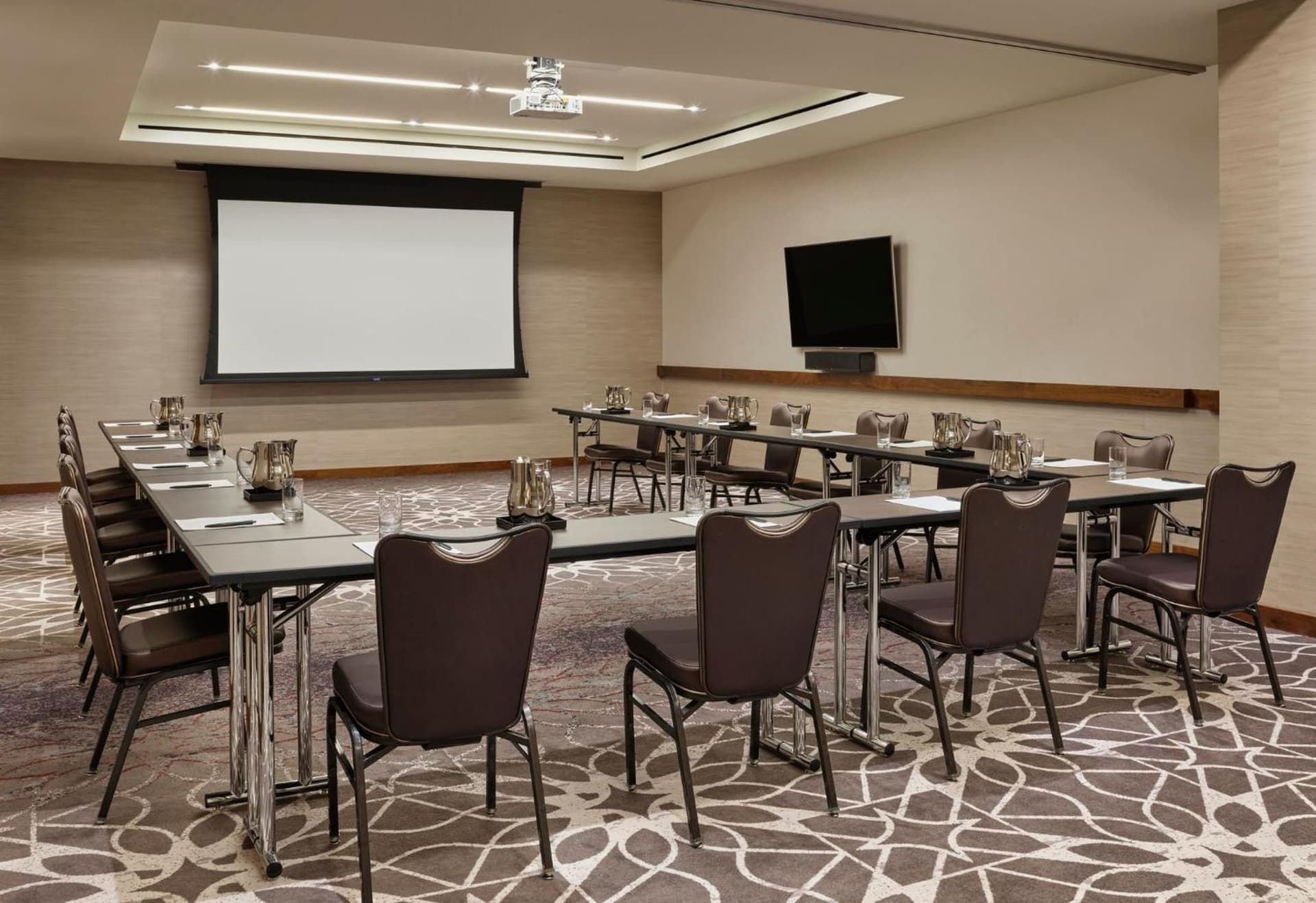 Loews Chicago Hotel gallery photo in Chicago, IL — image 13