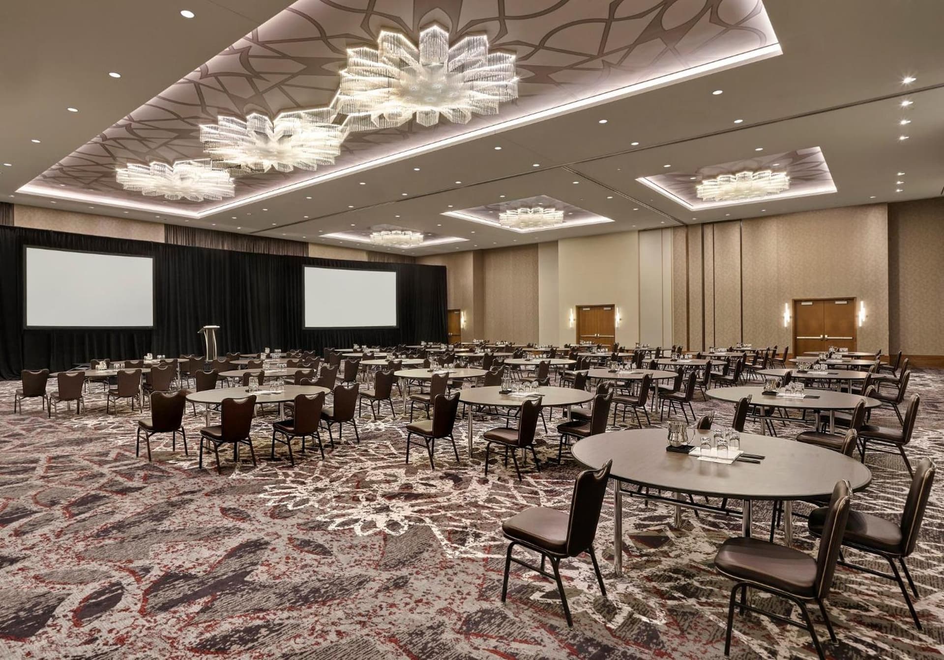 Loews Chicago Hotel gallery photo in Chicago, IL — image 37