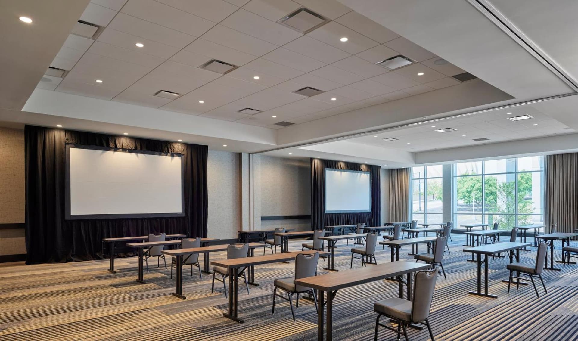 Loews Kansas City gallery photo in Kansas City, MO — image 49