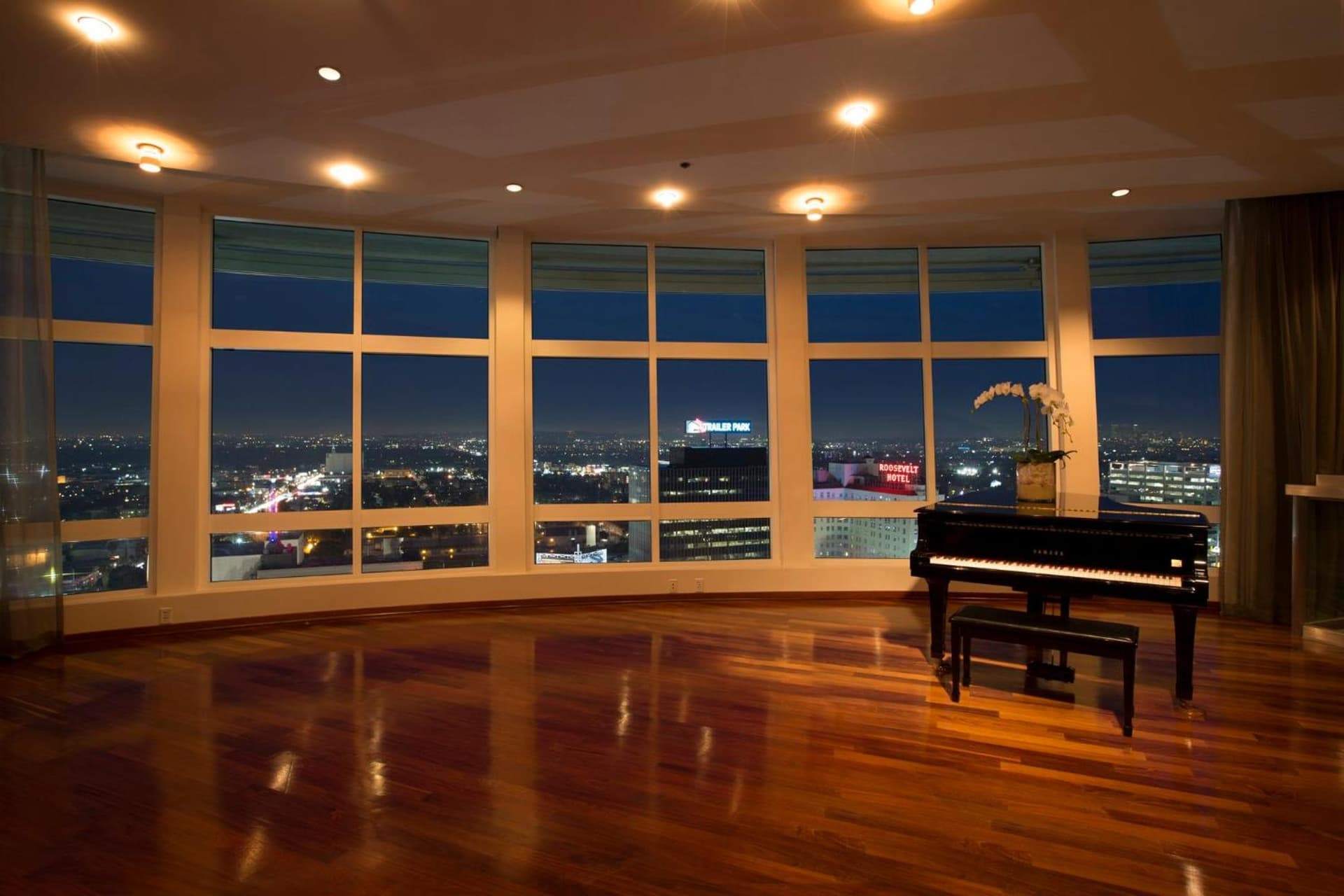 Loews Hollywood Hotel gallery photo in Los Angeles, CA — image 56