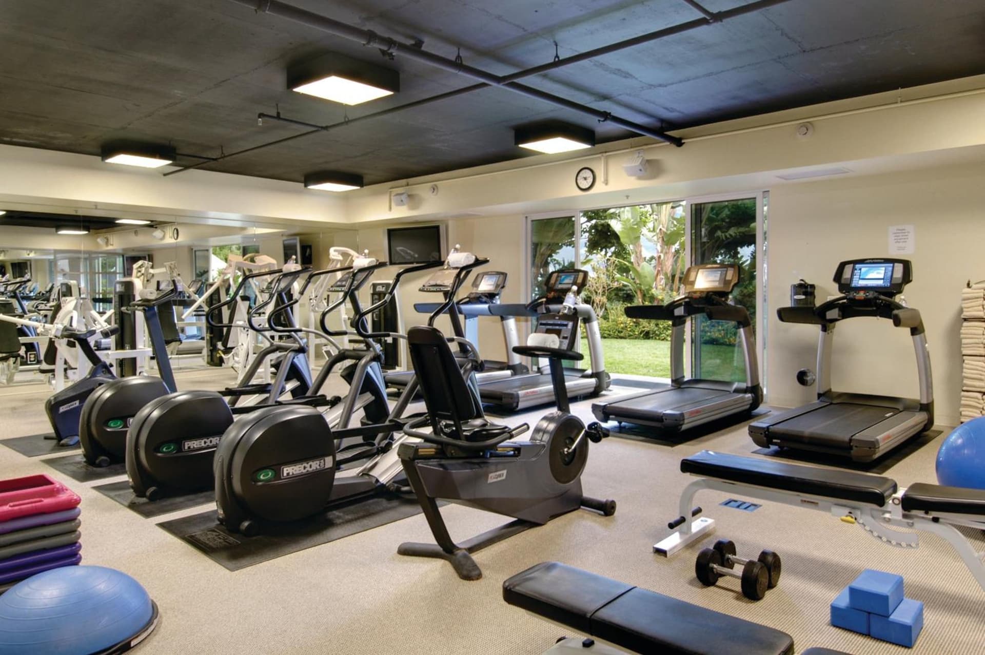 Loews Coronado Bay Resort gallery photo in San Diego, CA — image 37