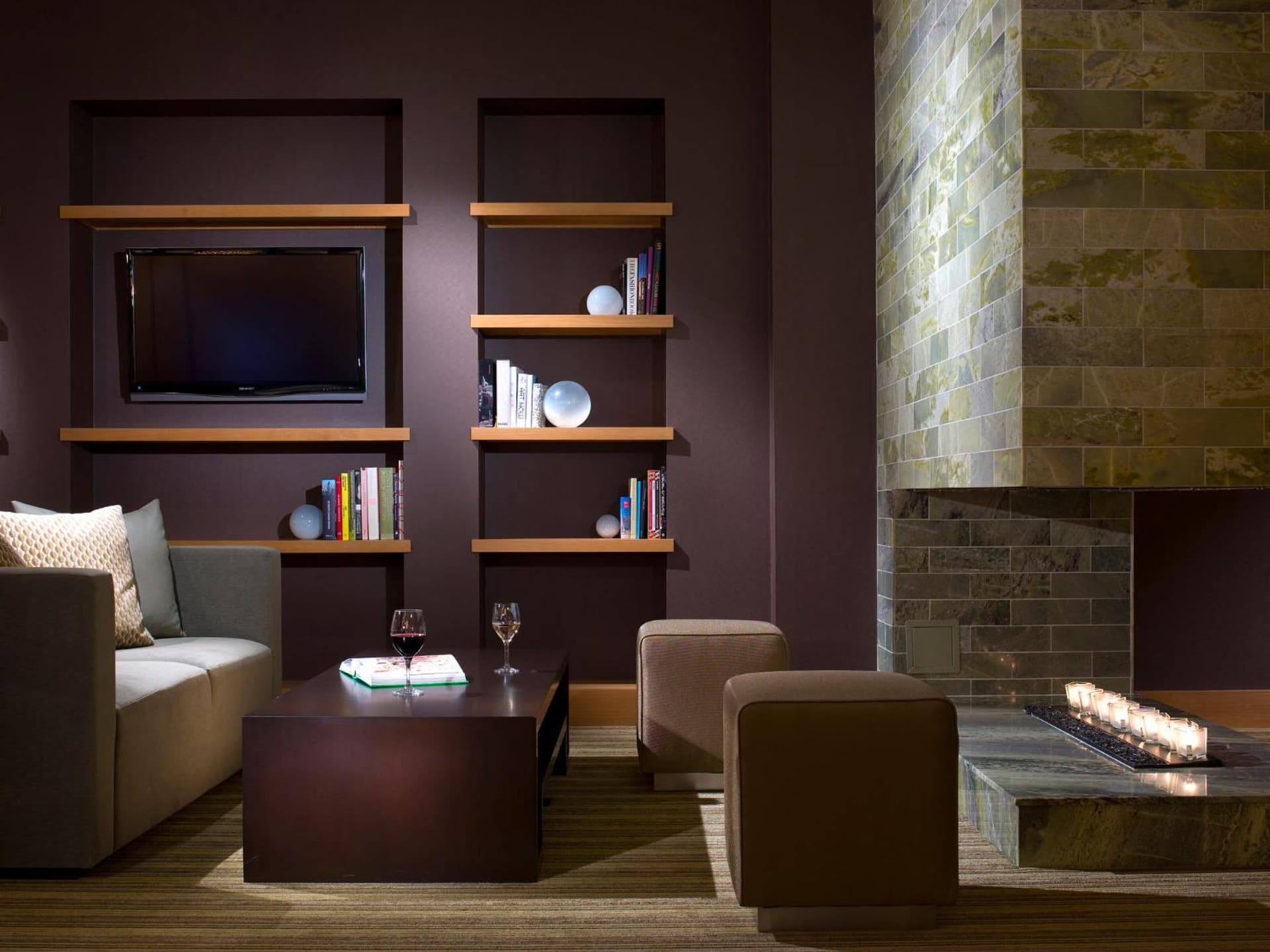 Loews Chicago O'Hare Hotel gallery photo in Rosemont, IL — image 31