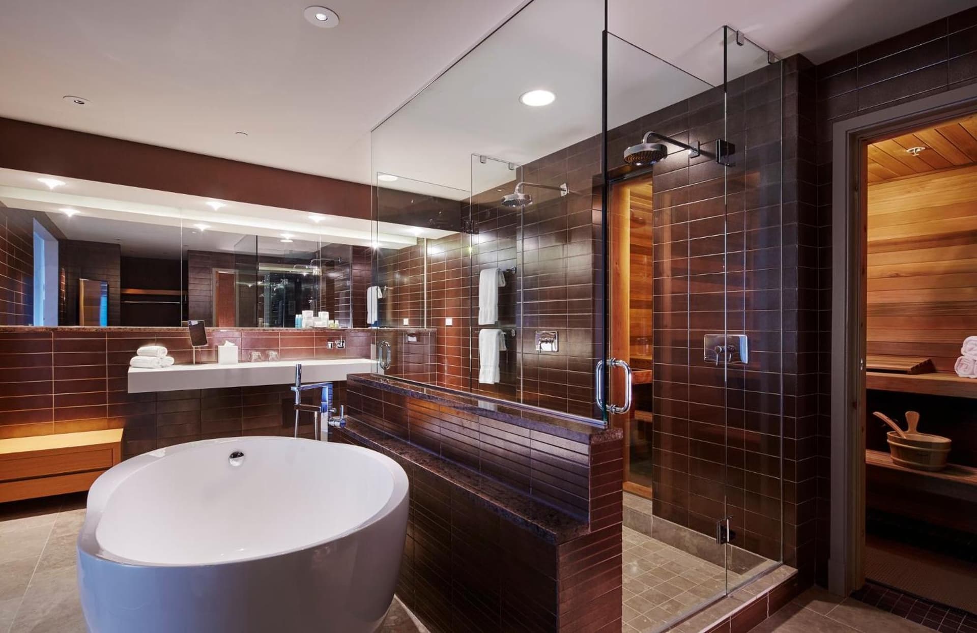 Loews Chicago O'Hare Hotel gallery photo in Rosemont, IL — image 65