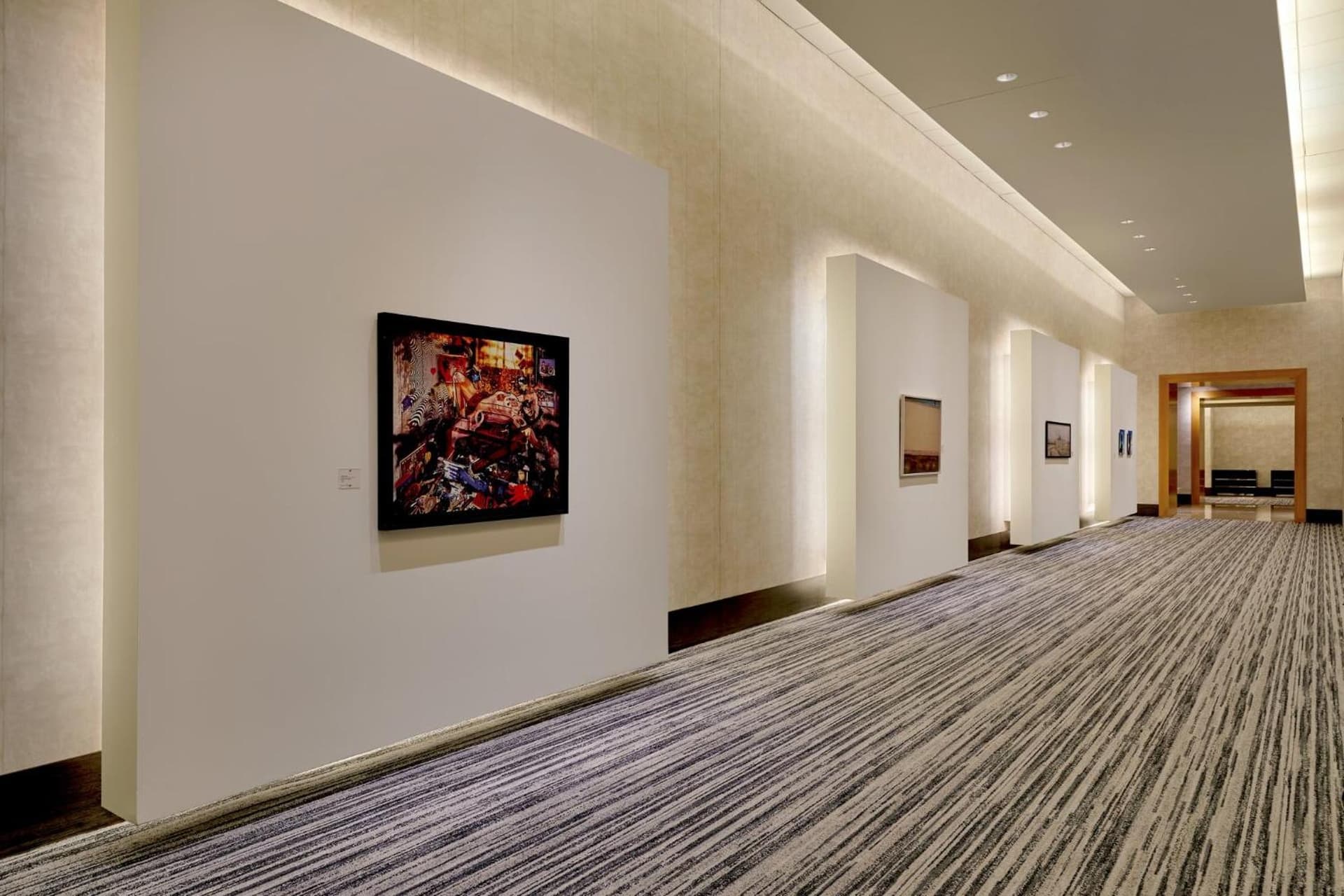 Loews Chicago O'Hare Hotel gallery photo in Rosemont, IL — image 6