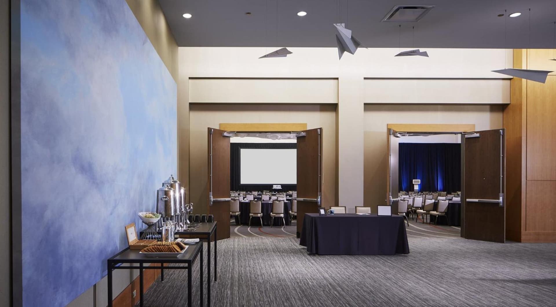 Loews Chicago O'Hare Hotel gallery photo in Rosemont, IL — image 63