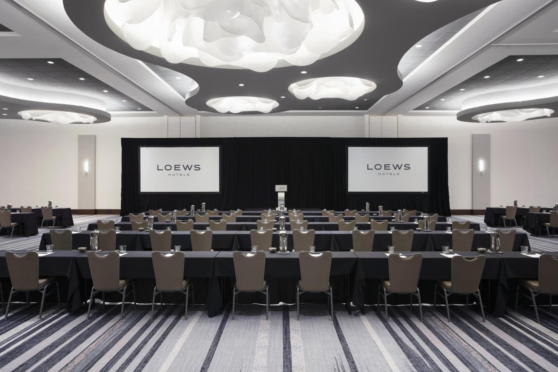 Loews Chicago O'Hare Hotel gallery photo in Rosemont, IL — image 83