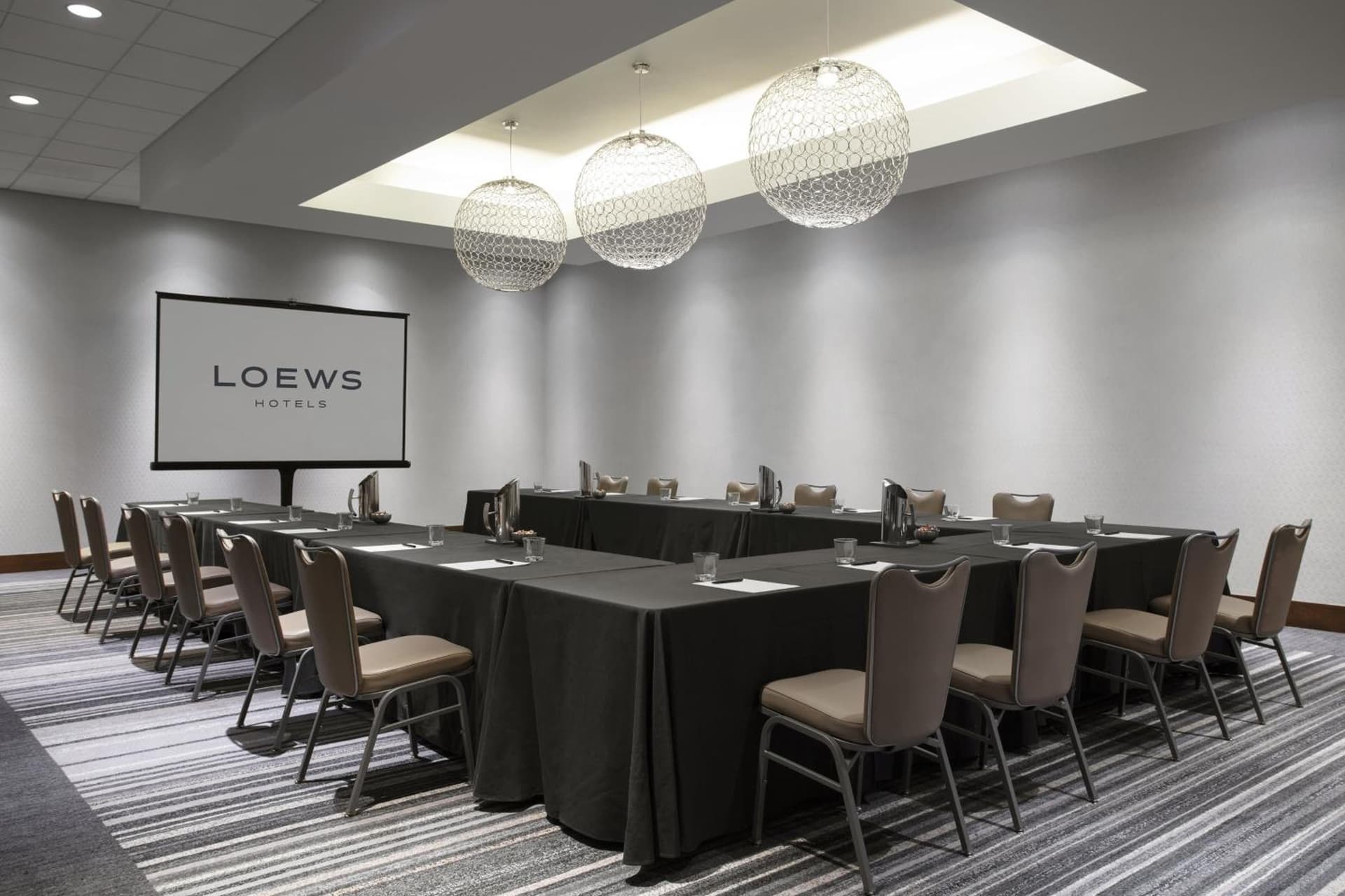 Loews Chicago O'Hare Hotel gallery photo in Rosemont, IL — image 40