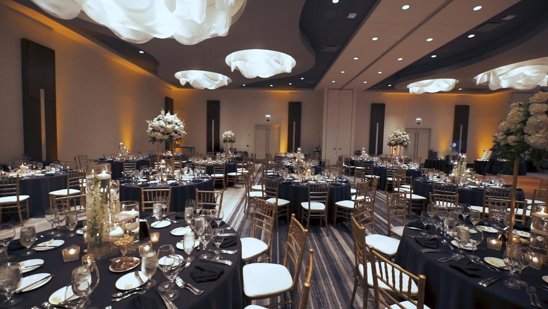 Loews Chicago O'Hare Hotel gallery photo in Rosemont, IL — image 13