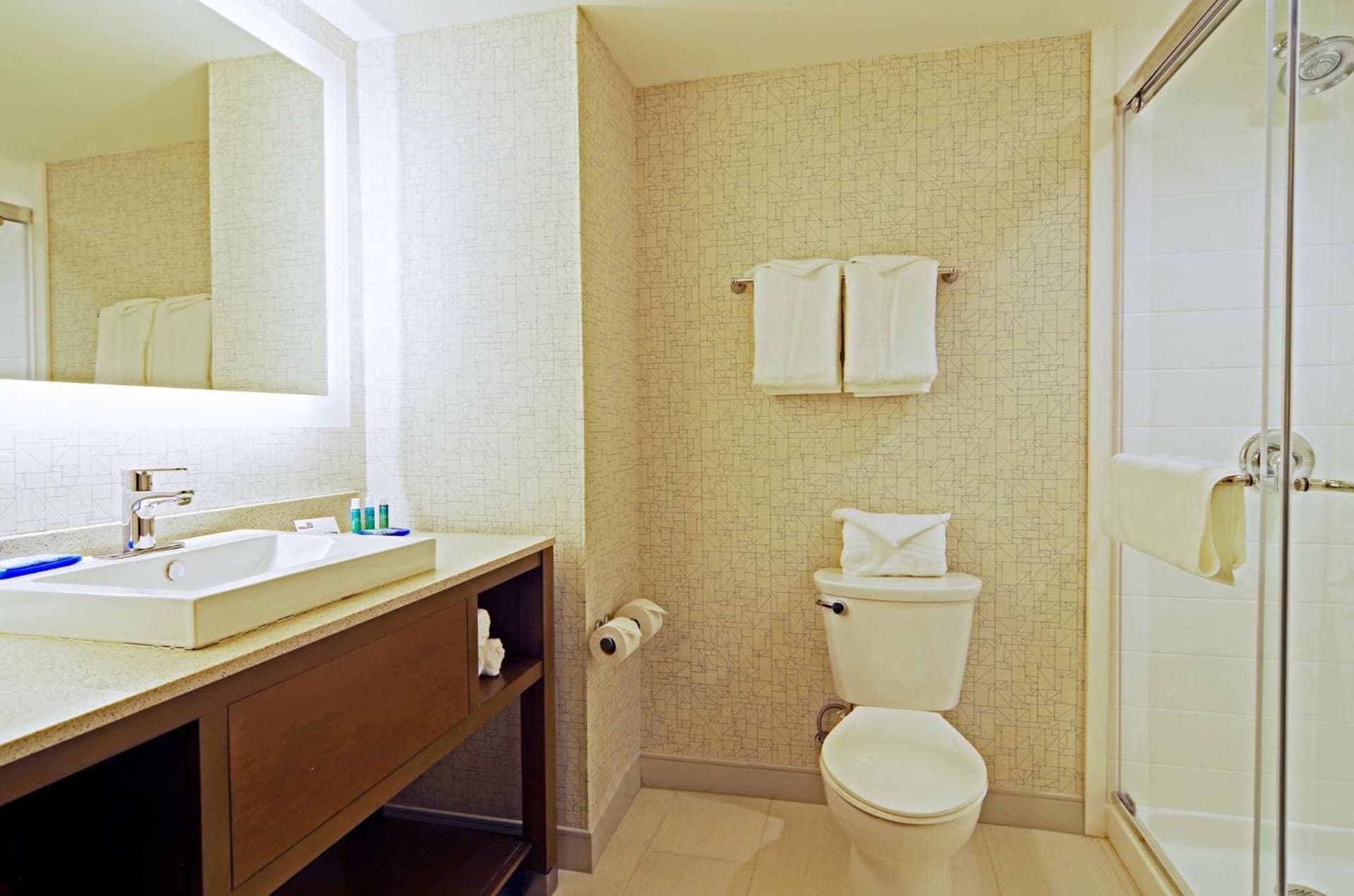 Holiday Inn Express & Suites - Phoenix North - Scottsdale by IHG gallery photo in Phoenix, AZ — image 6