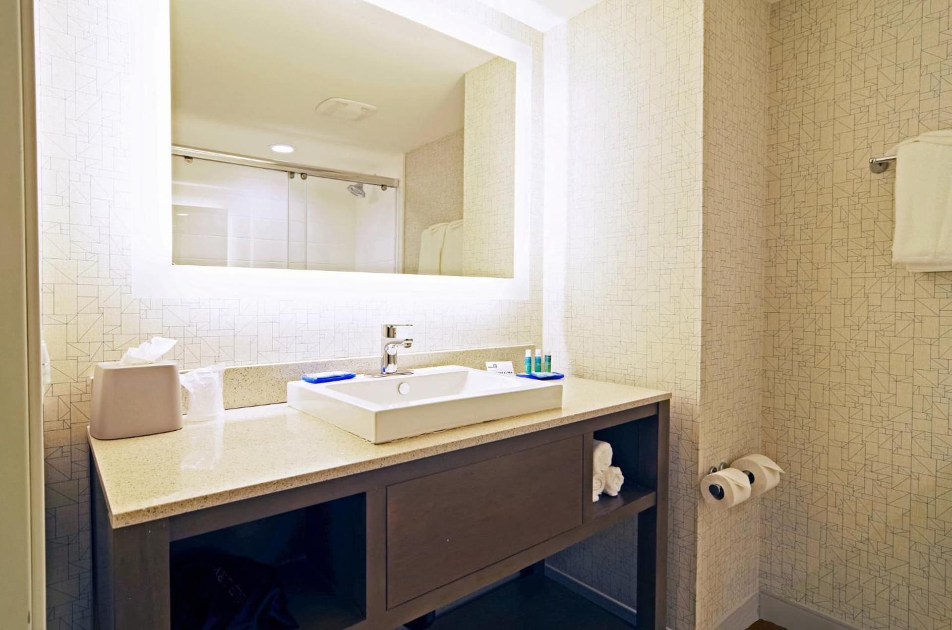 Holiday Inn Express & Suites - Phoenix North - Scottsdale by IHG gallery photo in Phoenix, AZ — image 34