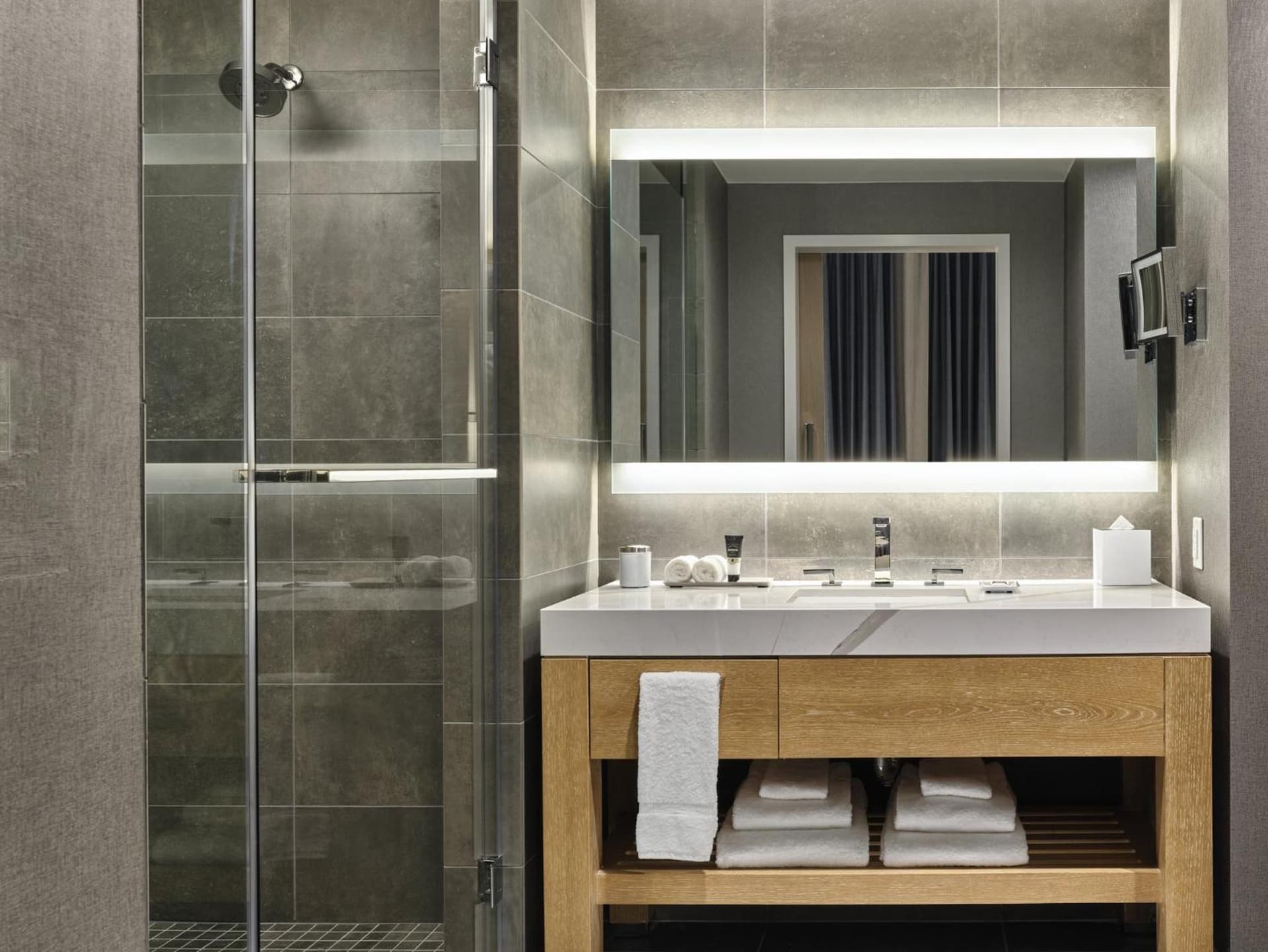 Live! by Loews - Arlington, TX gallery photo in Arlington, TX — image 58