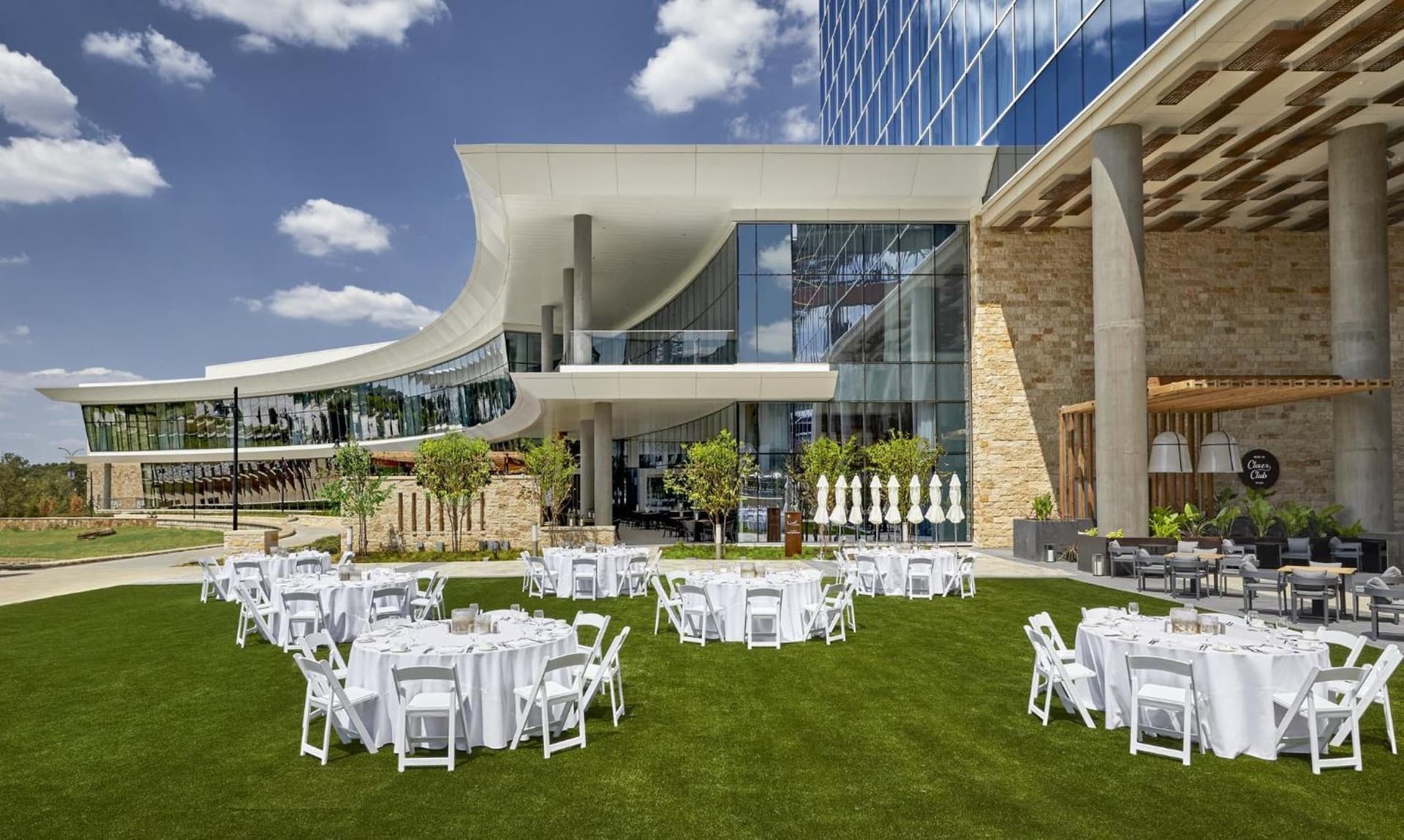 Live! by Loews - Arlington, TX gallery photo in Arlington, TX — image 75
