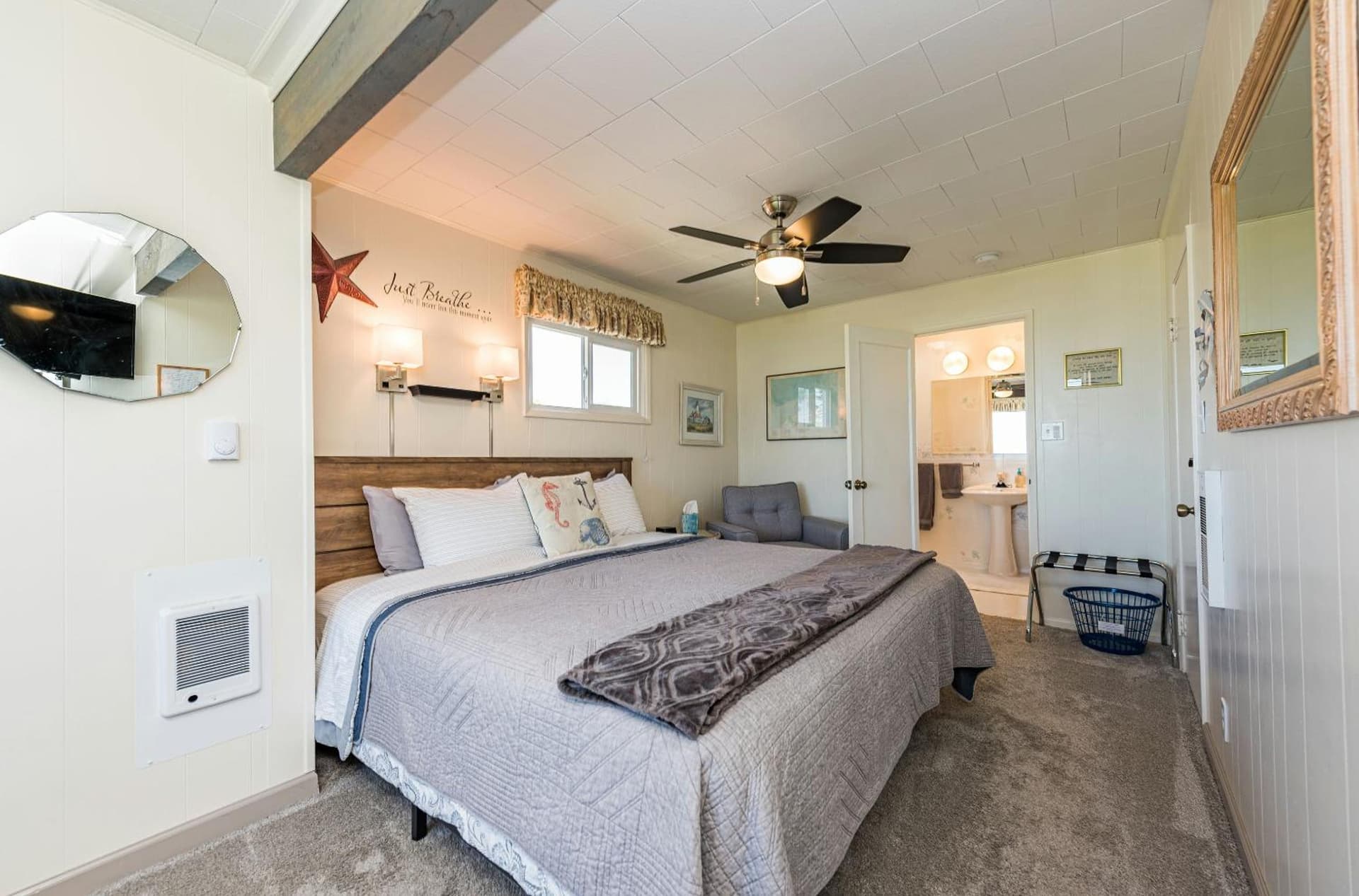 Juan de Fuca Waterfront Hotel & Cottages gallery photo in Sequim, WA — image 65