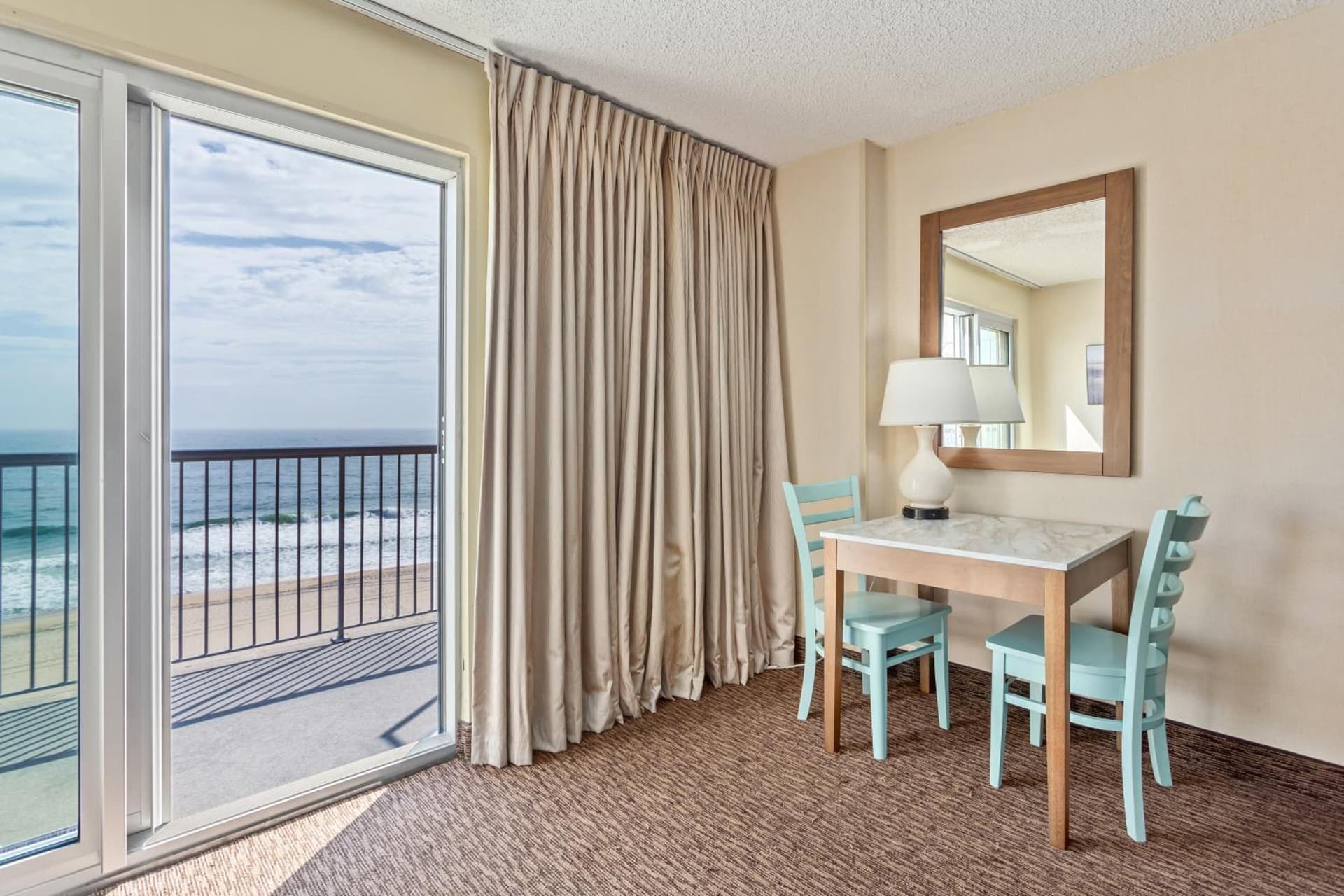Americana Hotel Boardwalk gallery photo in Ocean City, MD — image 18