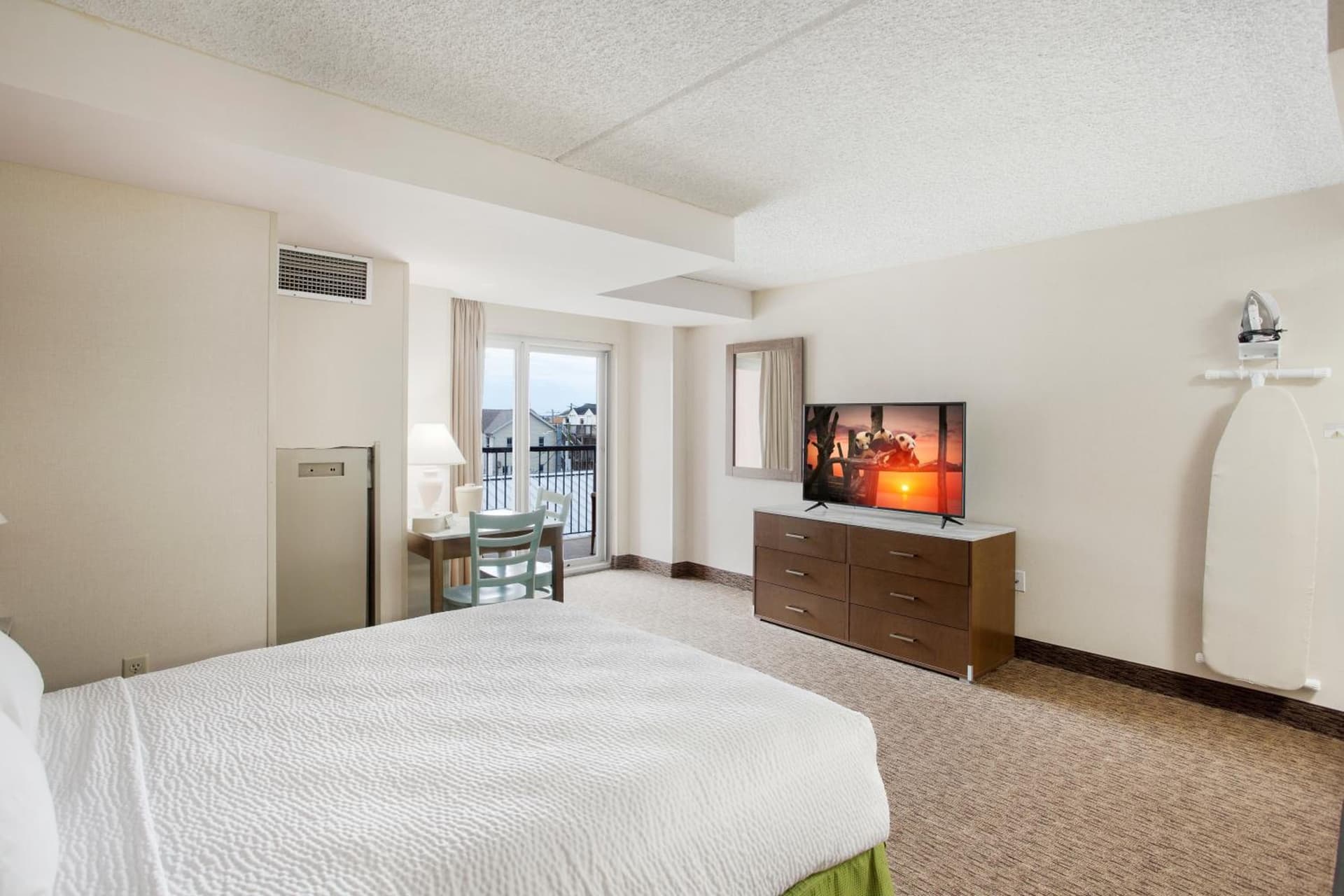 Americana Hotel Boardwalk gallery photo in Ocean City, MD — image 22
