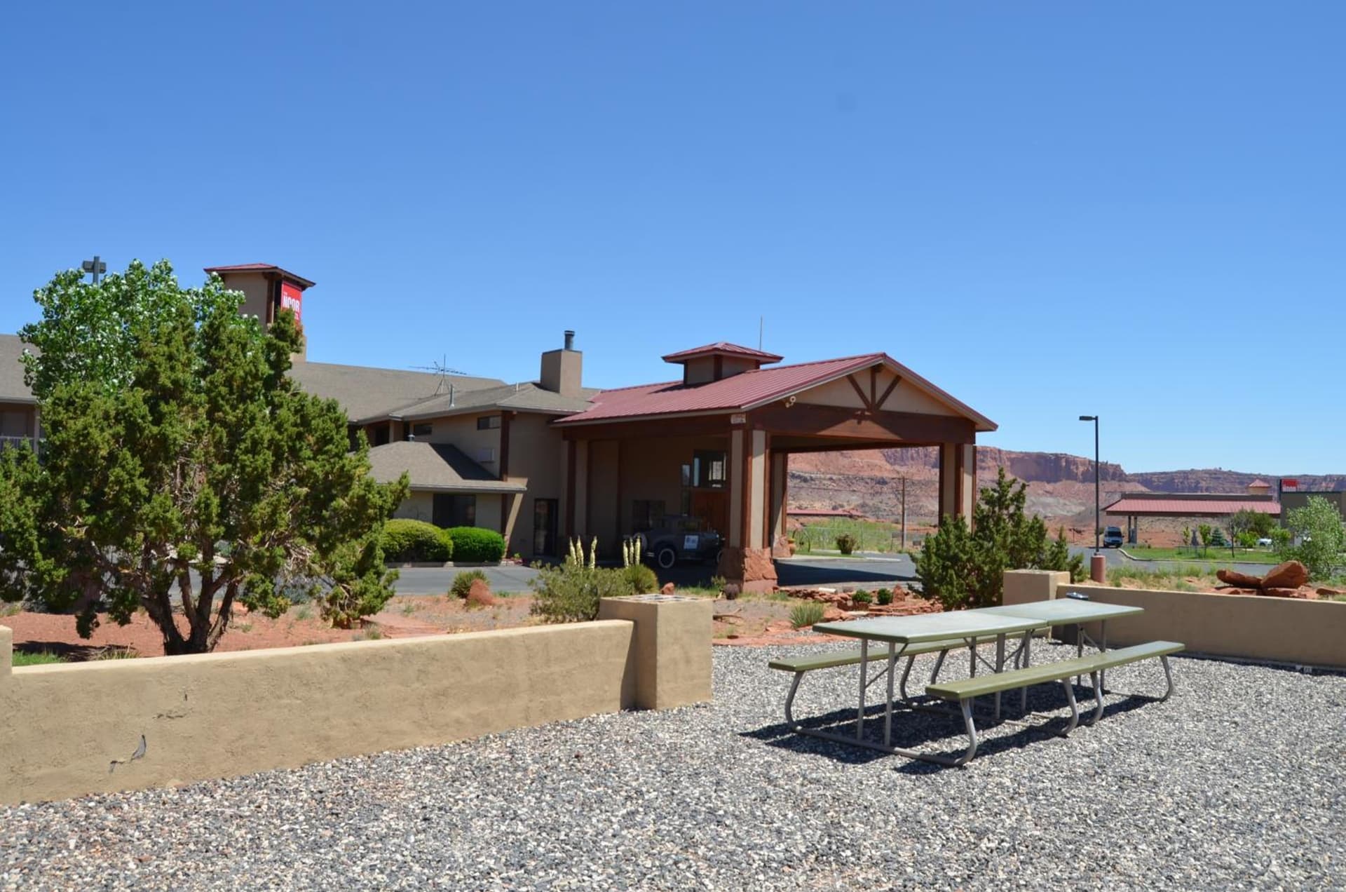 The Noor Hotel property views in Torrey, UT — gallery photo 3