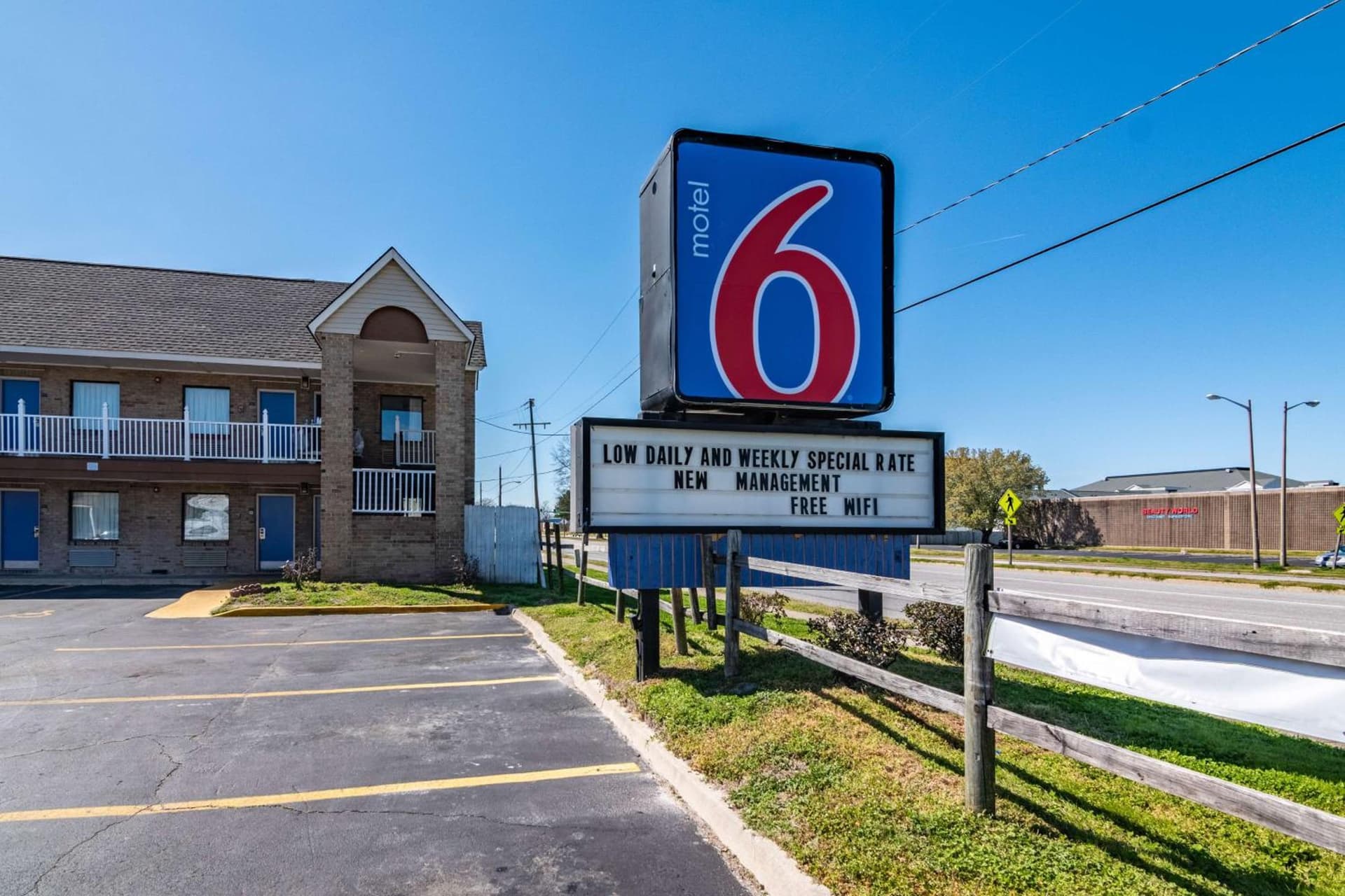 Motel 6-Portsmouth, VA property views in Portsmouth, VA — gallery photo 3