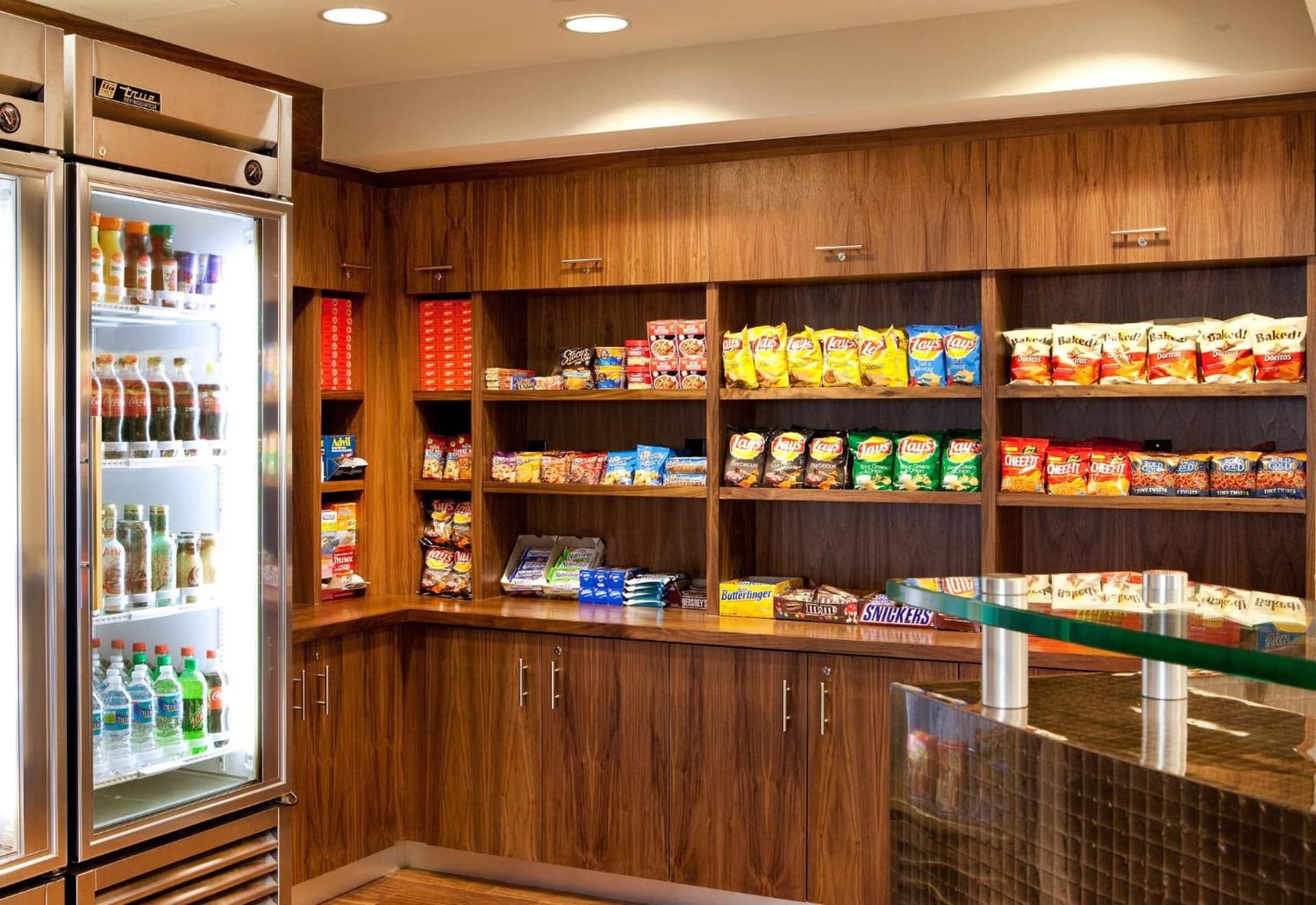 Holiday Inn Baltimore BWI Airport by IHG interior in Linthicum Heights, MD — gallery photo 2