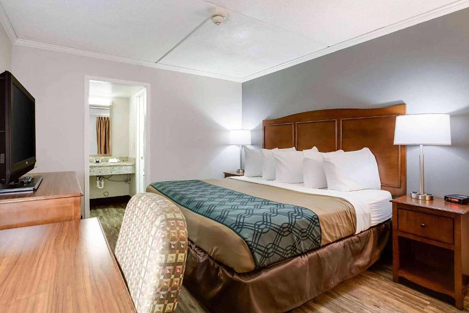 Travelodge by Wyndham Canton-Livonia Area, MI gallery photo in Canton — image 4