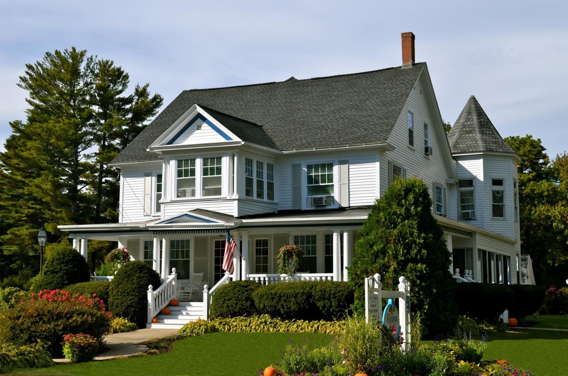Victoria Inn featured exterior or lobby in Hampton, NH — similar hotel