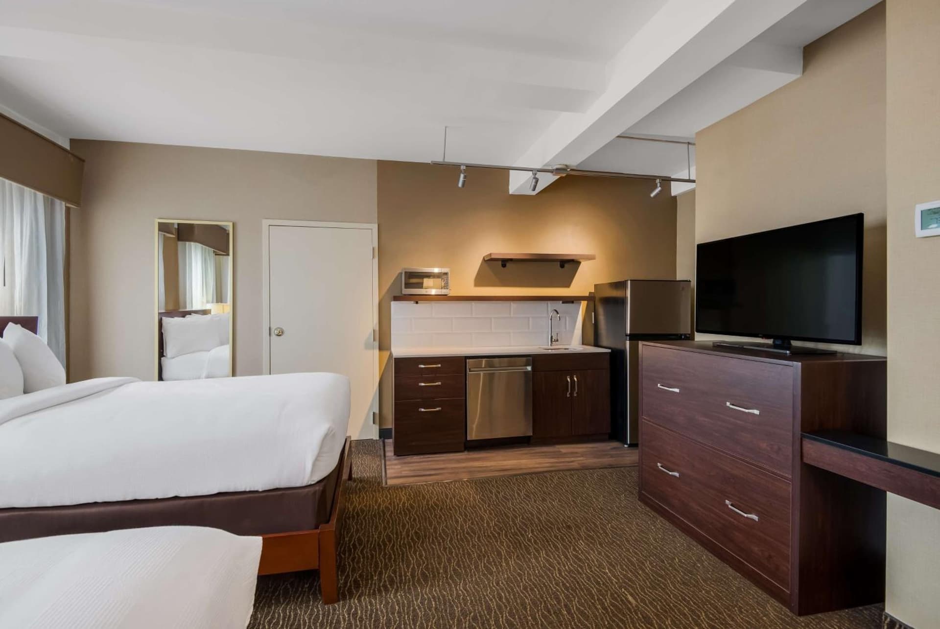 Best Western Syracuse Downtown Hotel and Suites gallery photo in Syracuse, NY — image 14