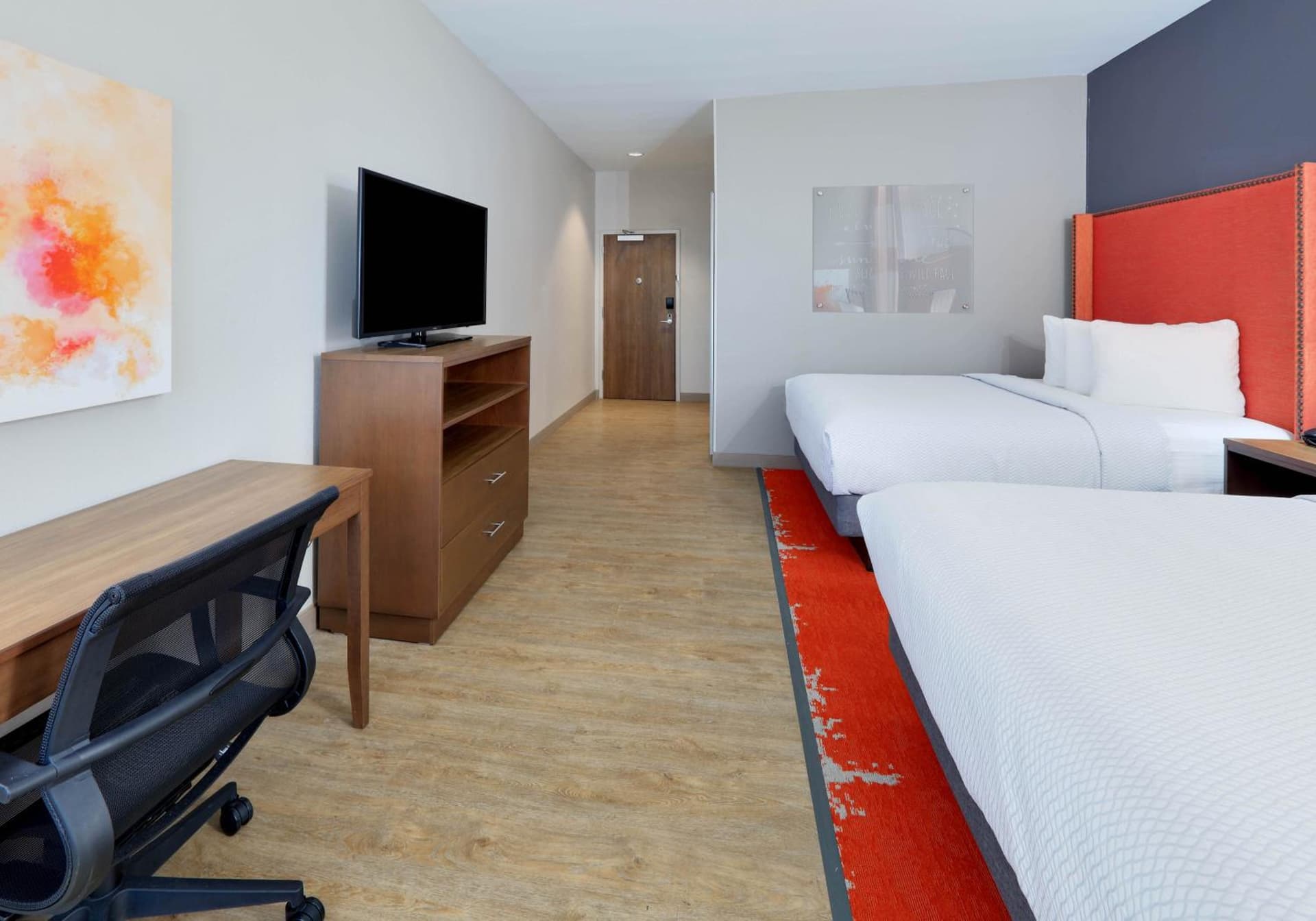 La Quinta Inn & Suites by Wyndham Lakeway gallery photo in Lakeway, TX — image 28