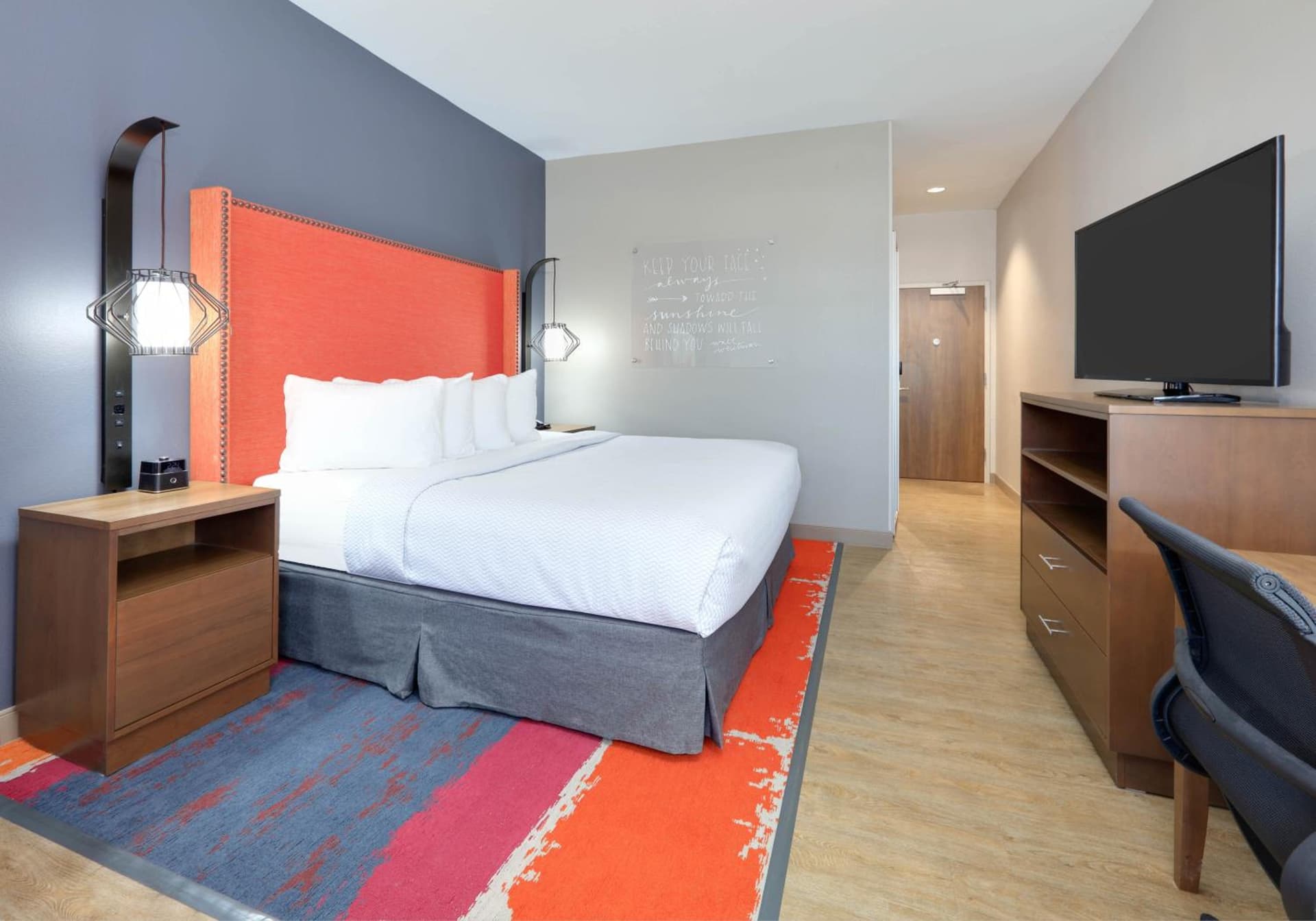 La Quinta Inn & Suites by Wyndham Lakeway gallery photo in Lakeway, TX — image 36