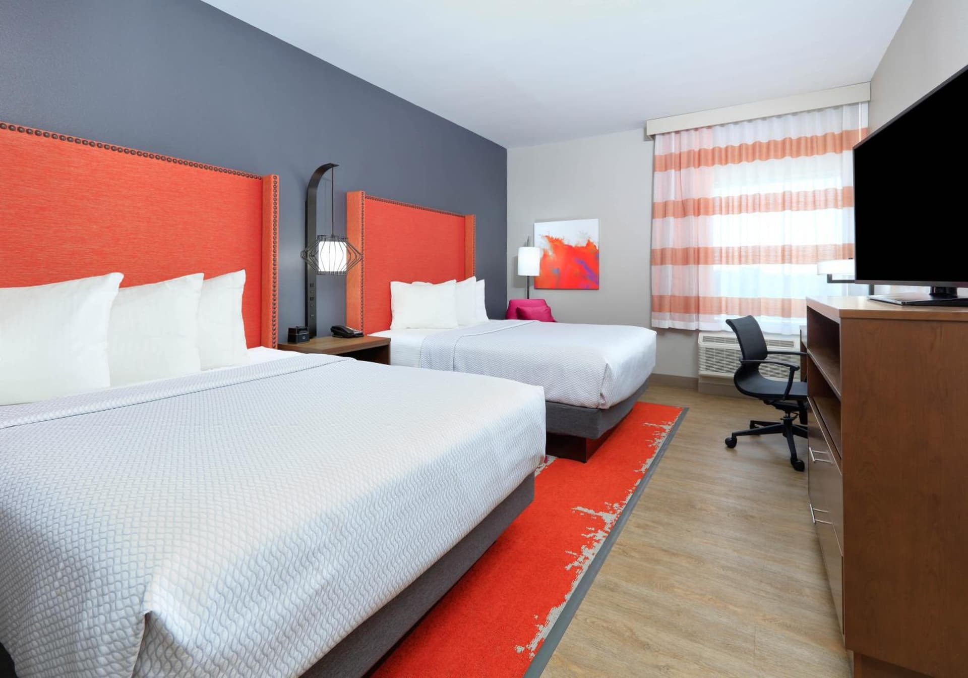 La Quinta Inn & Suites by Wyndham Lakeway gallery photo in Lakeway, TX — image 43