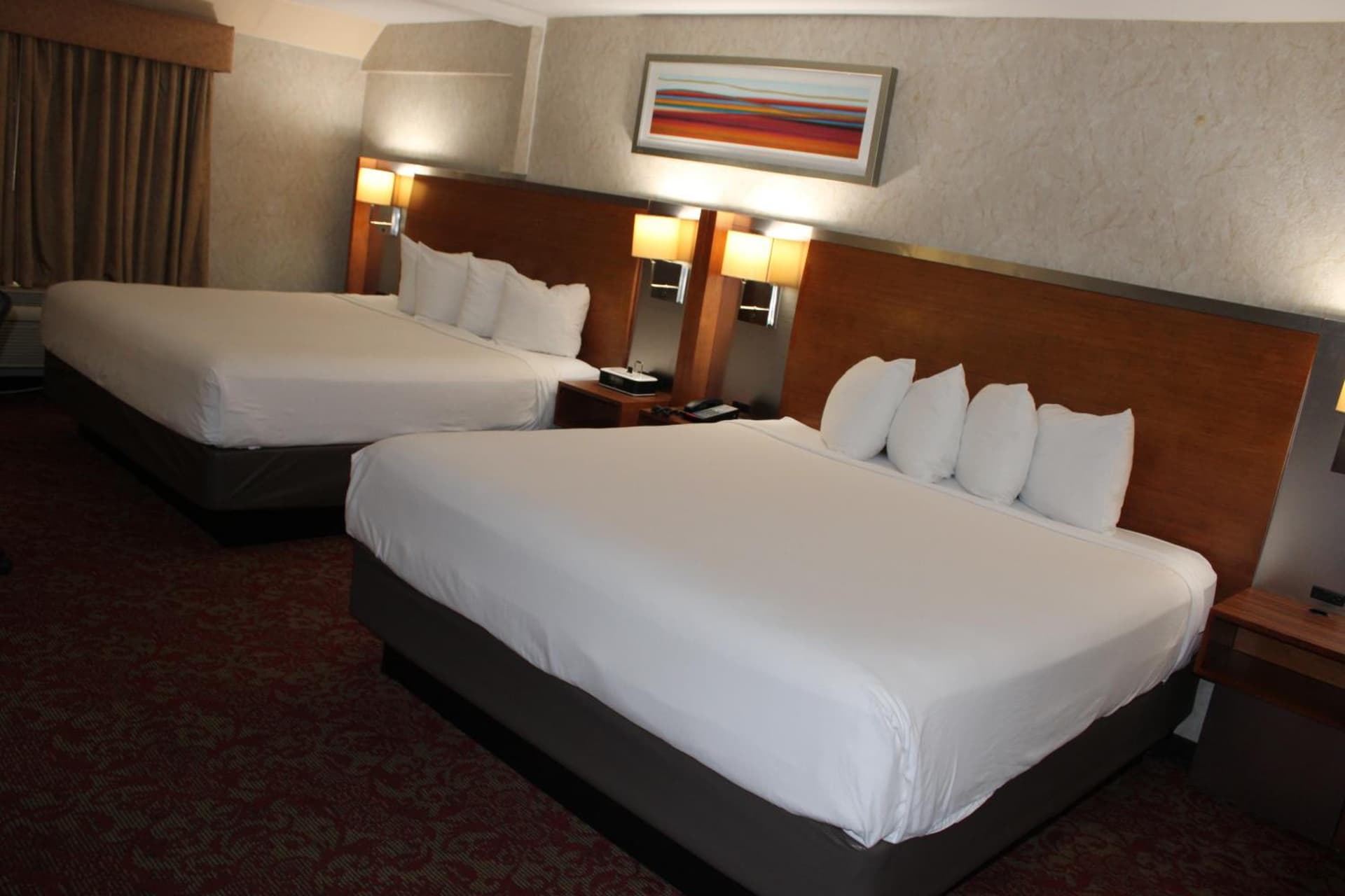 Clarion Hotel Bakersfield North gallery photo in Bakersfield, CA — image 96