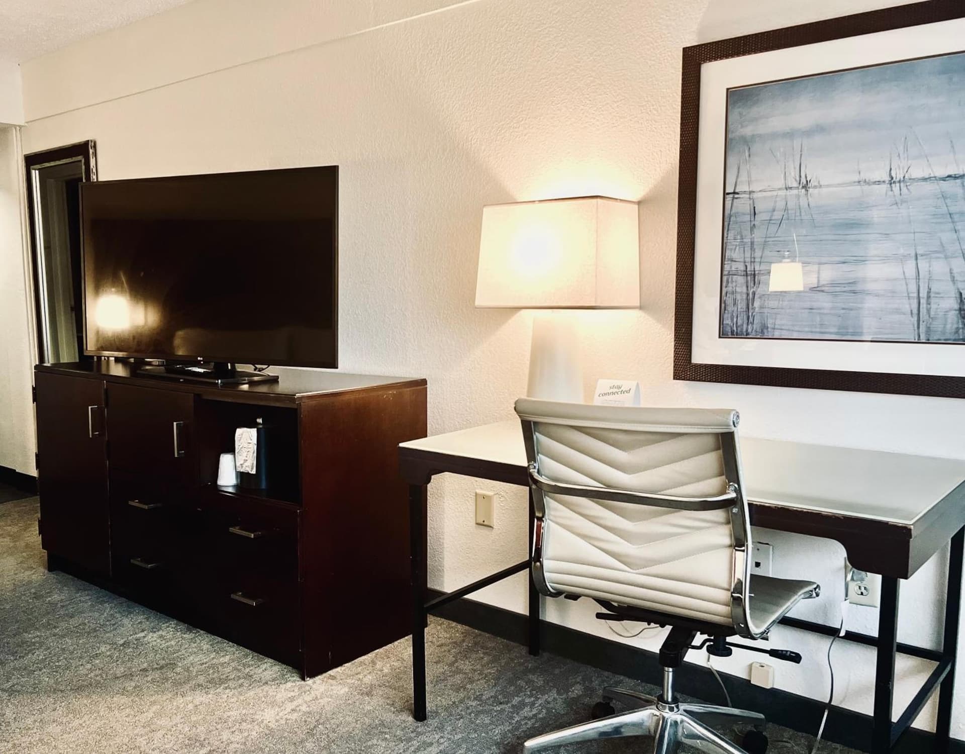 Holiday Inn Virginia Beach - Norfolk by IHG gallery photo in Virginia Beach, VA — image 10