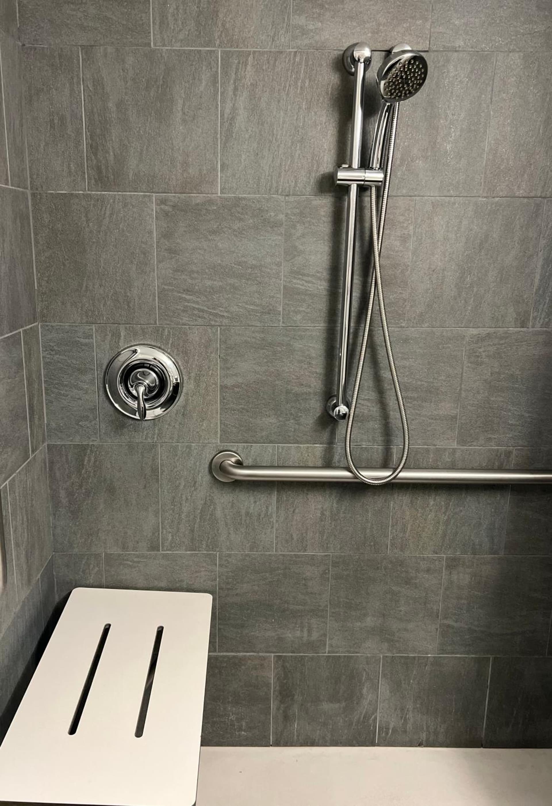 Holiday Inn Virginia Beach - Norfolk by IHG gallery photo in Virginia Beach, VA — image 11