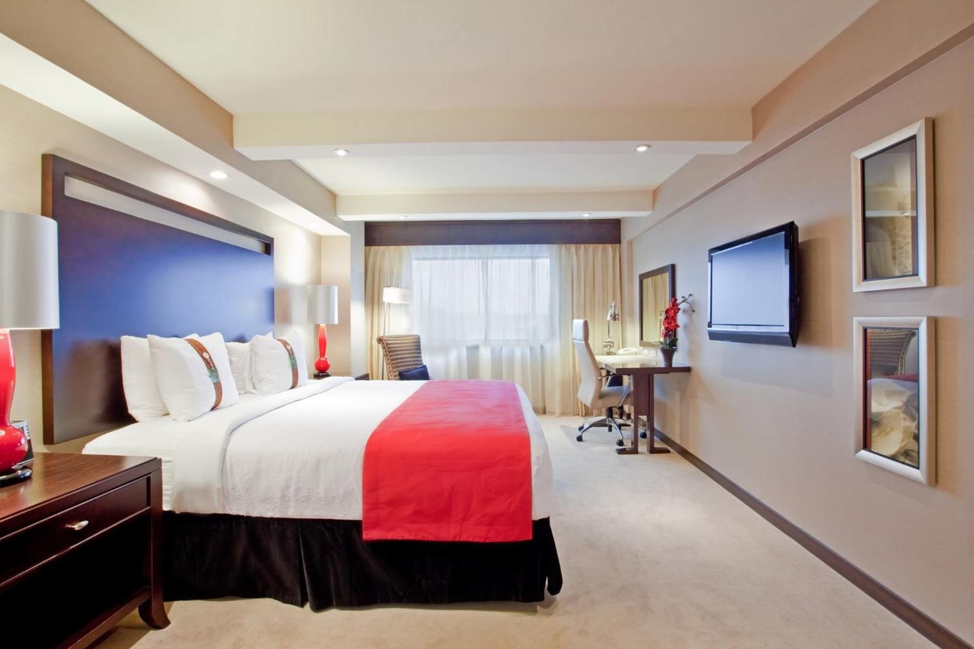 Holiday Inn Virginia Beach - Norfolk by IHG gallery photo in Virginia Beach, VA — image 8