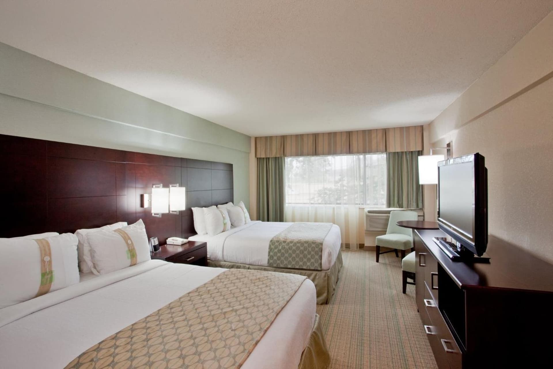 Holiday Inn Virginia Beach - Norfolk by IHG gallery photo in Virginia Beach, VA — image 40