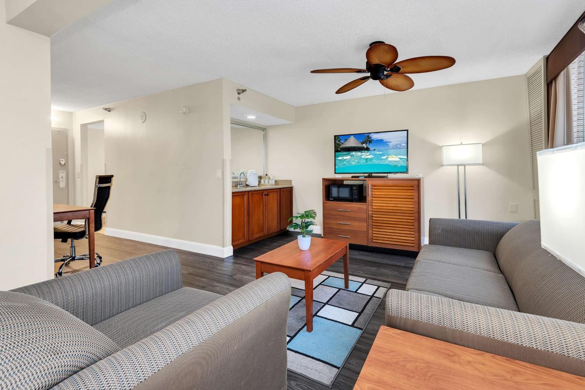 Best Western Orlando Gateway Hotel gallery photo in Orlando, FL — image 39