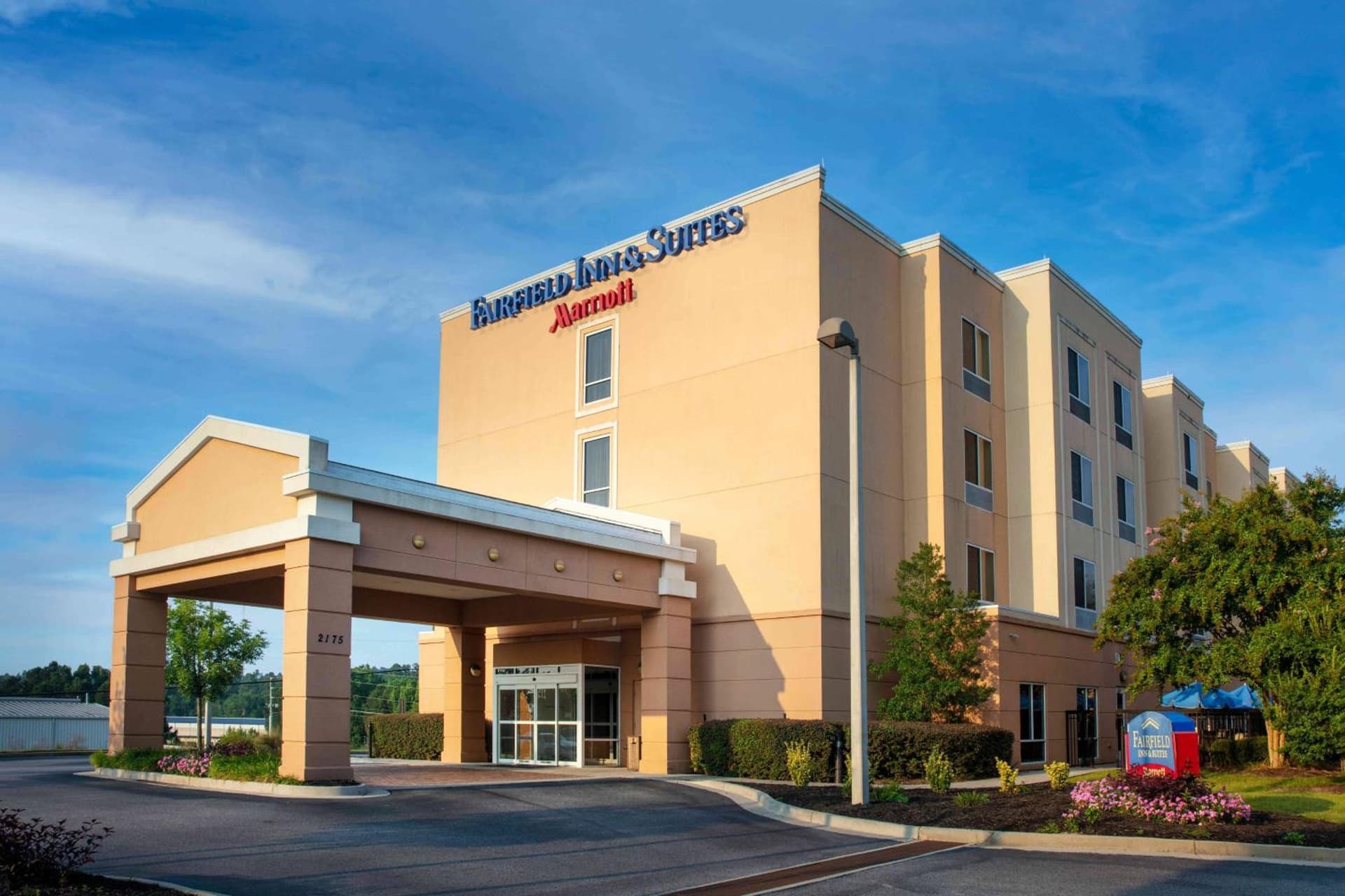 Fairfield by Marriott Inn and Suites Augusta Fort Eisenhower Area interior in Augusta, GA — gallery photo 2