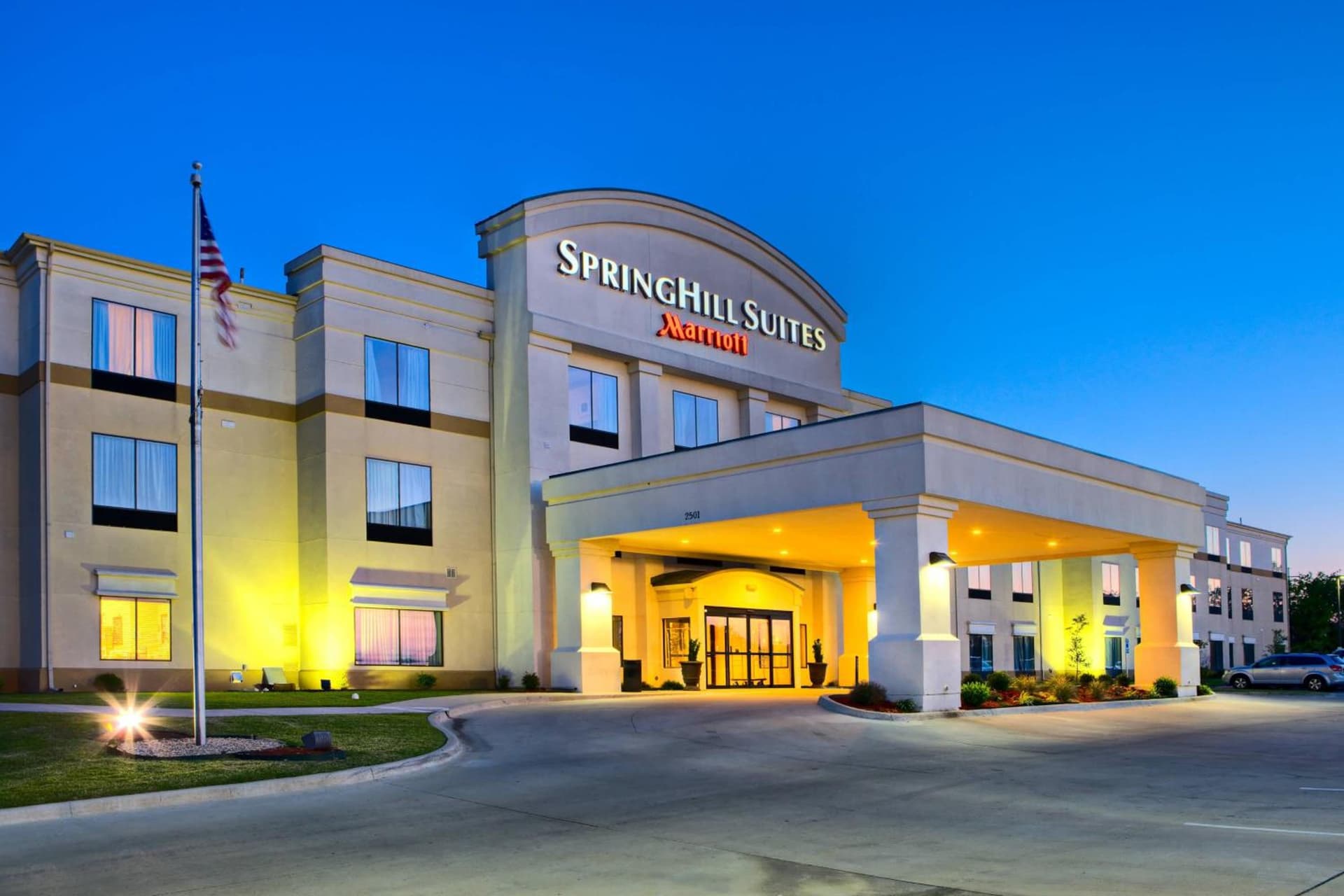 SpringHill Suites by Marriott Ardmore interior in Ardmore, OK — gallery photo 2