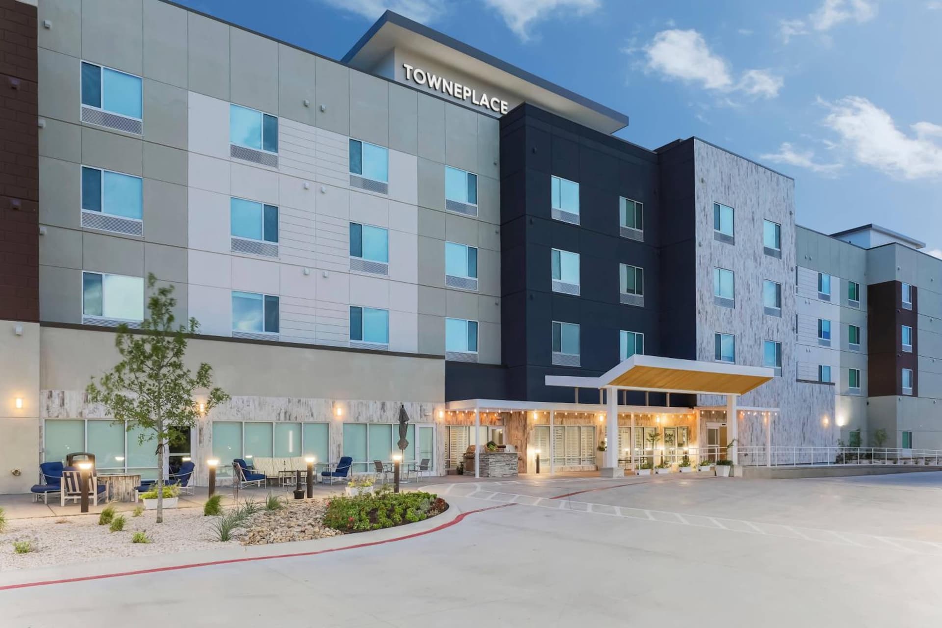 TownePlace Suites Amarillo West/Medical Center featured exterior or lobby in Amarillo, TX — similar hotel