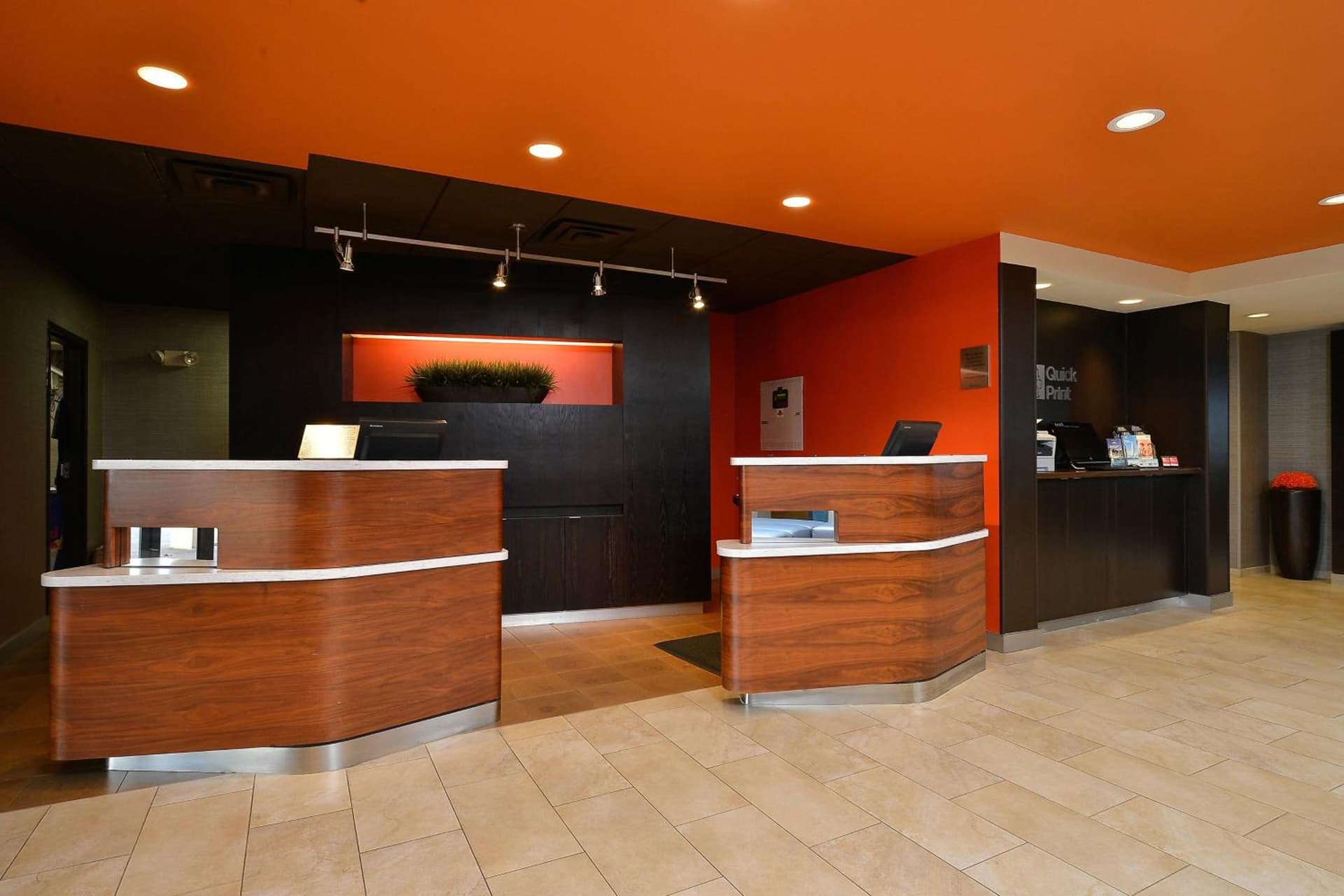Courtyard by Marriott Bentonville interior in Bentonville, AR — gallery photo 2