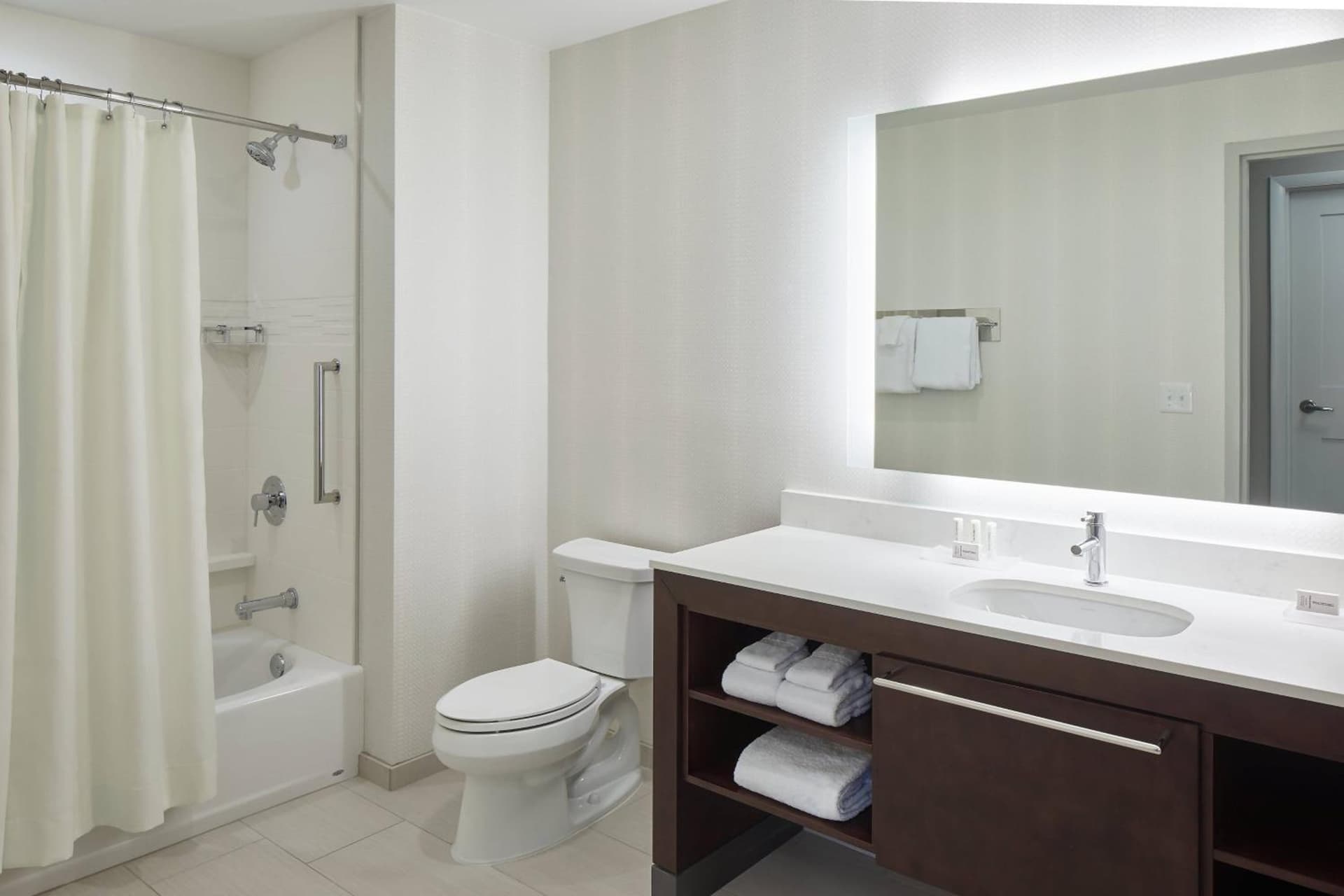 Residence Inn by Marriott Nashville Downtown/Convention Center gallery photo in Nashville, TN — image 32