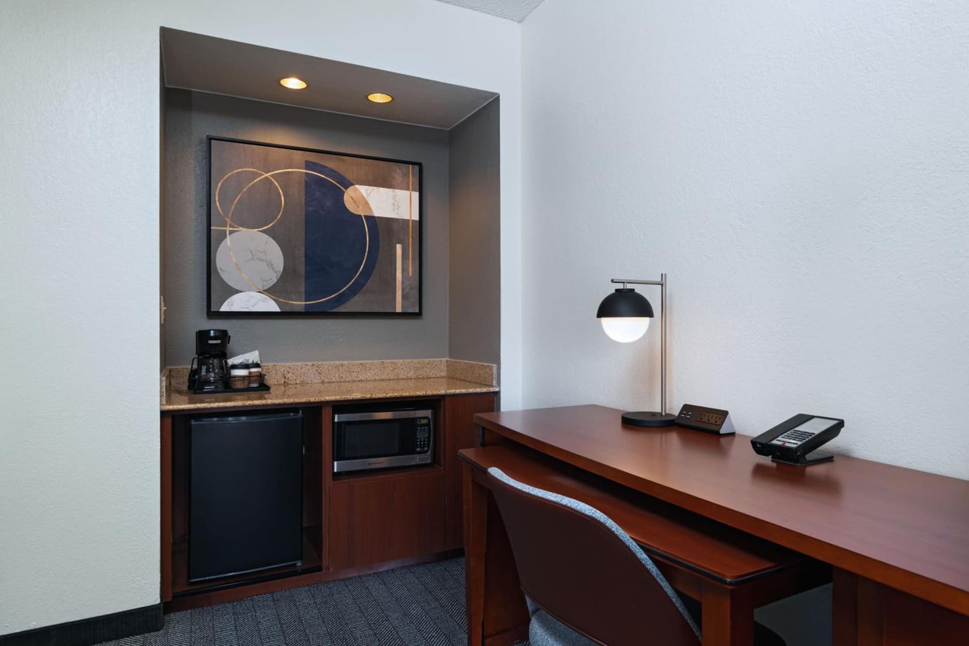 Courtyard by Marriott Dallas Richardson at Spring Valley gallery photo in Richardson, TX — image 23