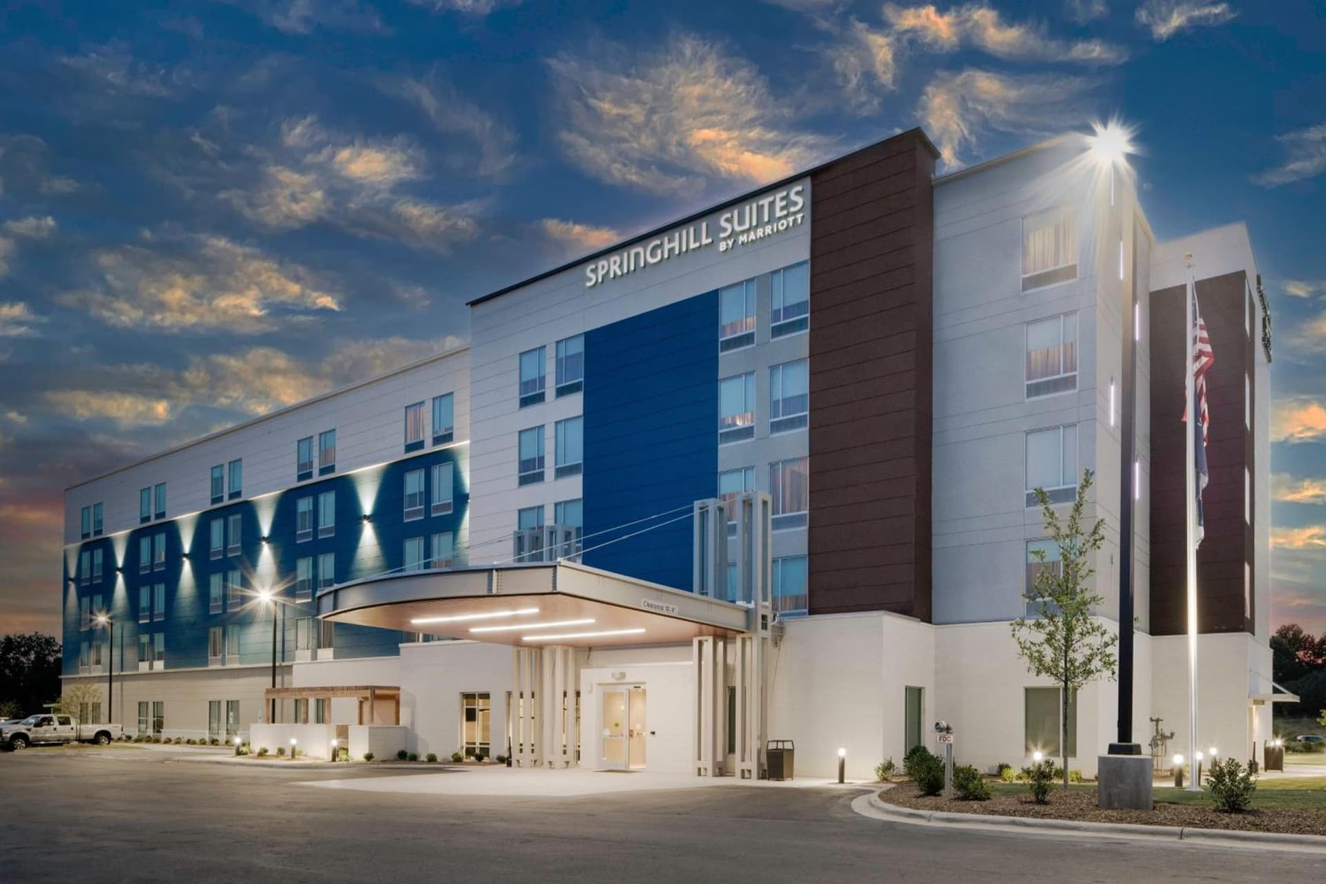SpringHill Suites by Marriott Charlotte Airport Lake Pointe interior in Charlotte, NC — gallery photo 2
