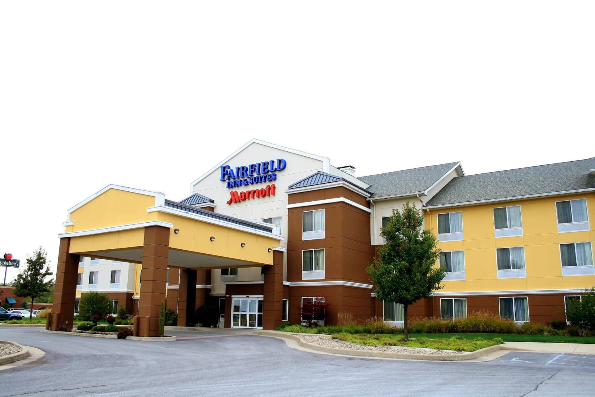 Fairfield Inn & Suites by Marriott Fairmont featured exterior or lobby in Fairmont, WV — similar hotel