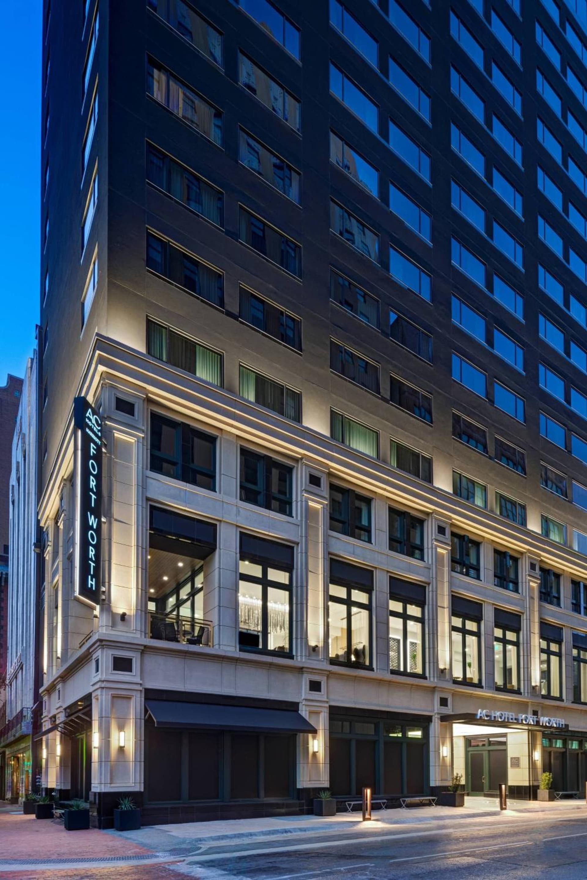 AC Hotel Fort Worth Downtown interior in Fort Worth, TX — gallery photo 2
