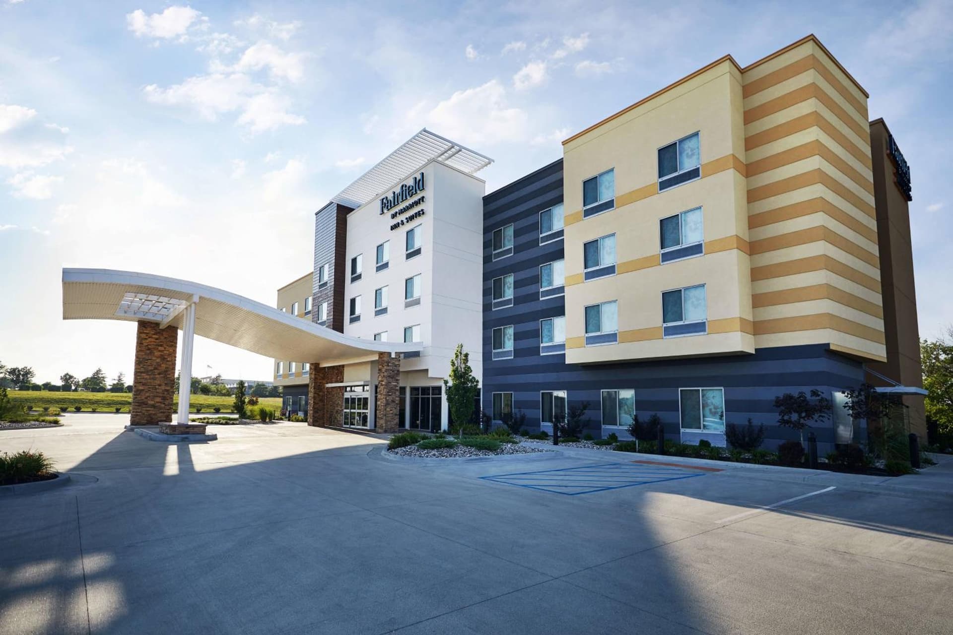 Fairfield Inn & Suites by Marriott Kansas City Belton — hotel in Belton, Missouri