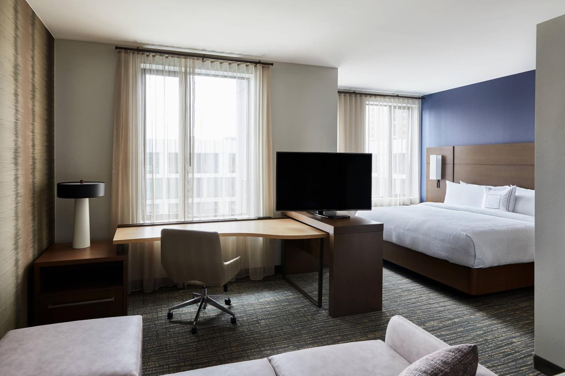 AC Hotel By Marriott Dallas By The Galleria gallery photo in Dallas, TX — image 13