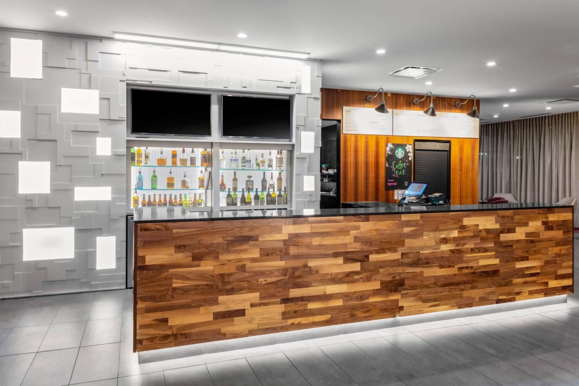 Courtyard by Marriott East Lansing Okemos gallery photo in Okemos, MI — image 5