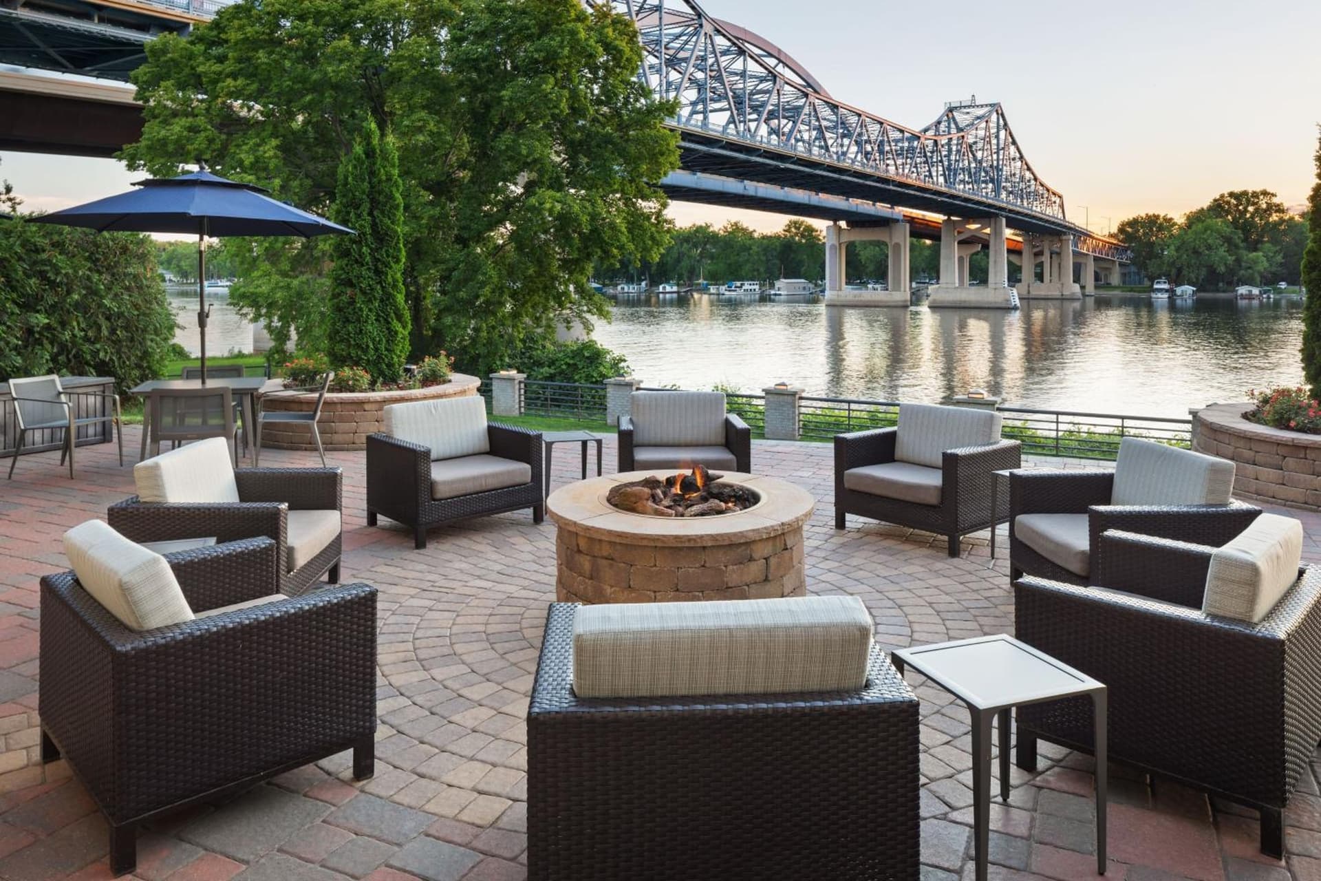 Courtyard La Crosse Downtown/Mississippi Riverfront gallery photo in La Crosse, WI — image 19