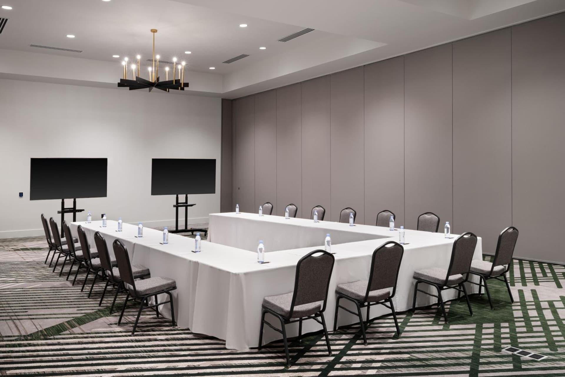 Sheraton Flowood The Refuge Hotel & Conference Center gallery photo in Flowood, MS — image 11