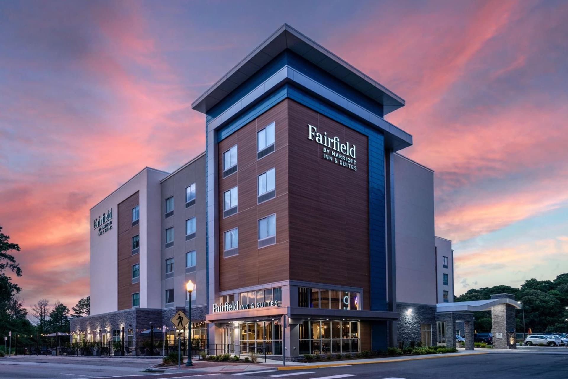 Fairfield by Marriott Inn & Suites Virginia Beach Town Center interior in Virginia Beach, VA — gallery photo 2